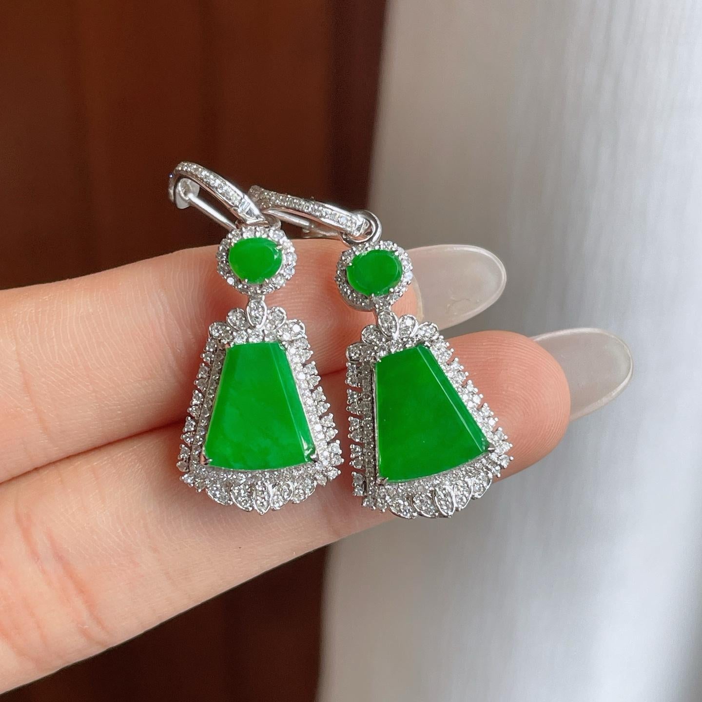 18k金钻镶糯冰带色翡翠如意（yc261417）