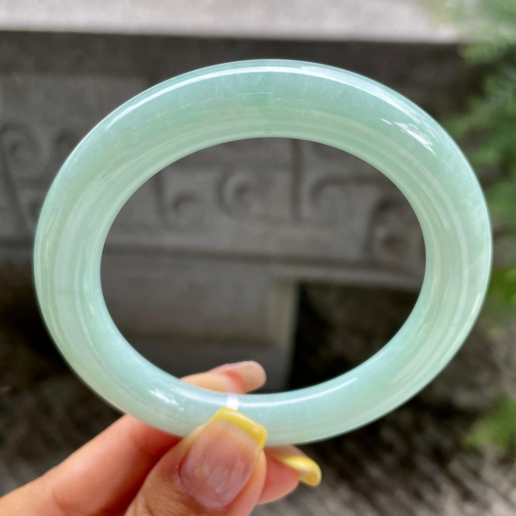 细糯种晴底圆条手镯56.6圈      天然缅甸A货翡翠（yc383138）