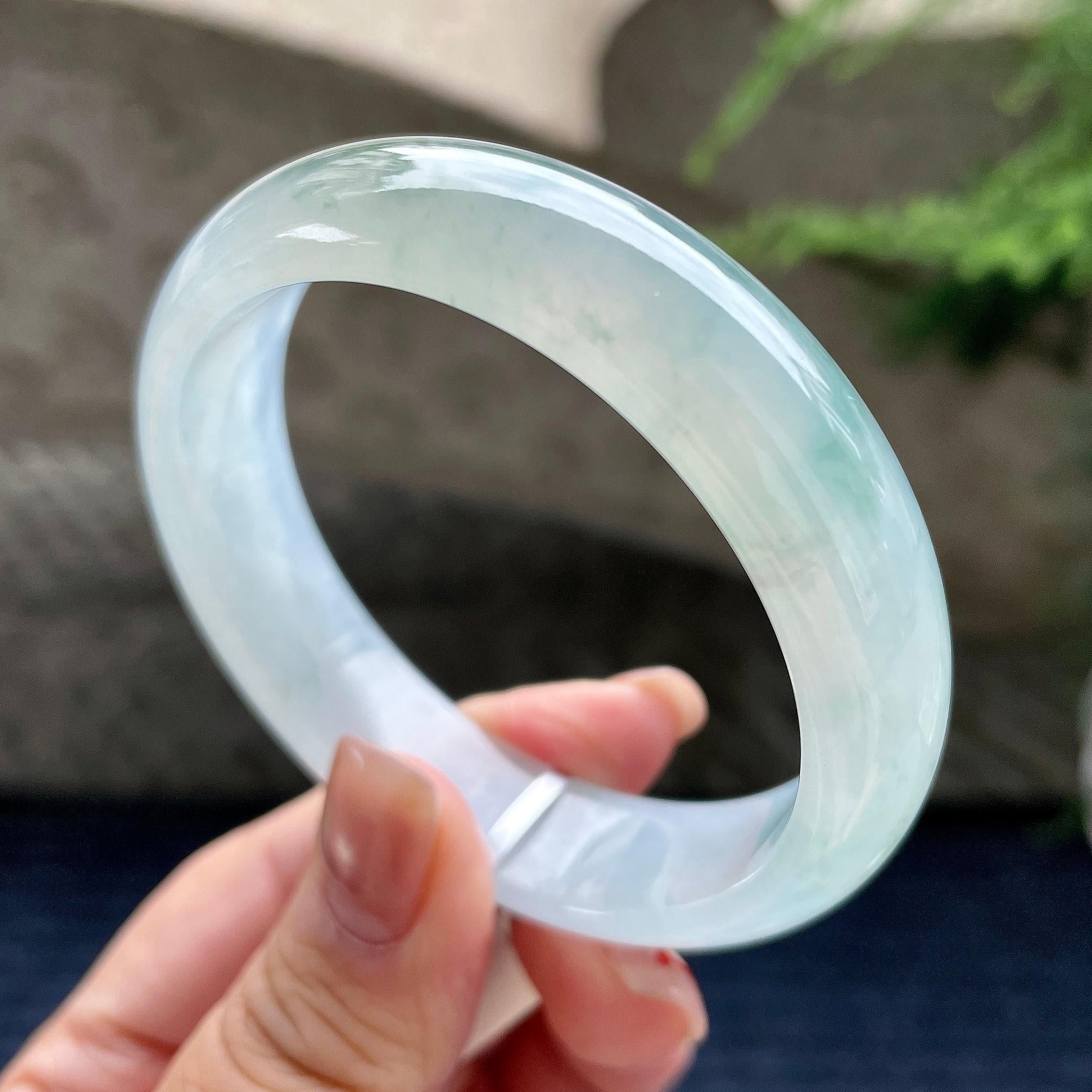 糯冰种飘绿花宽版轮胎手镯 56.6圈口 天然缅甸A货翡翠（yc350652）