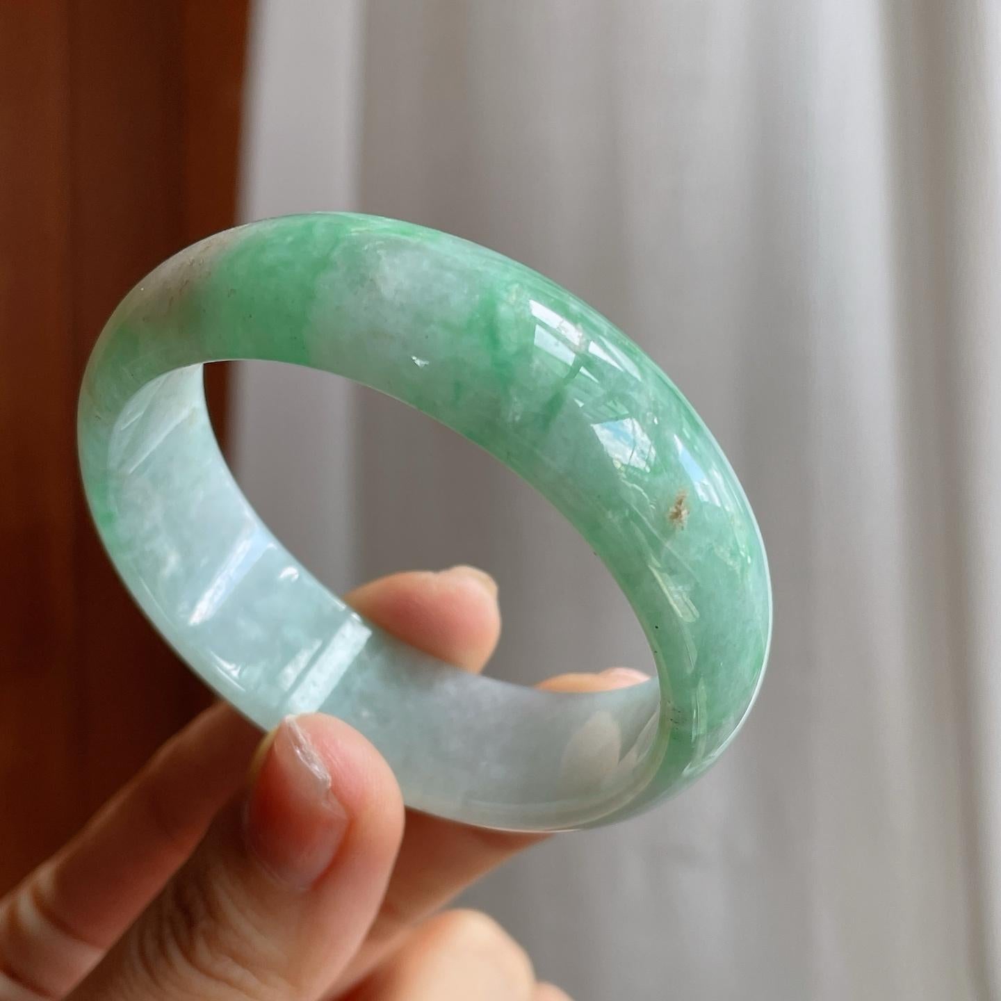 糯冰带色翡翠平安镯（51.5mm）（yc216046）