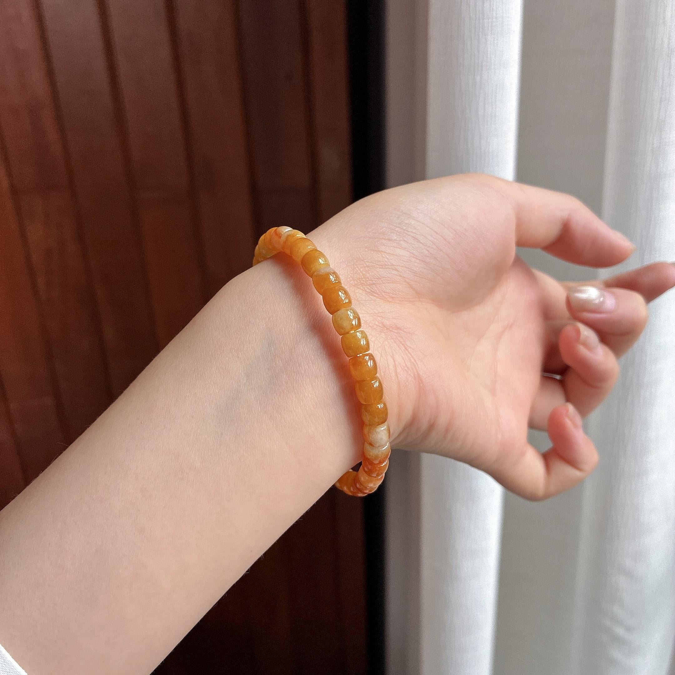 糯冰黄翡手串 天然缅甸A货翡翠（yc482402）