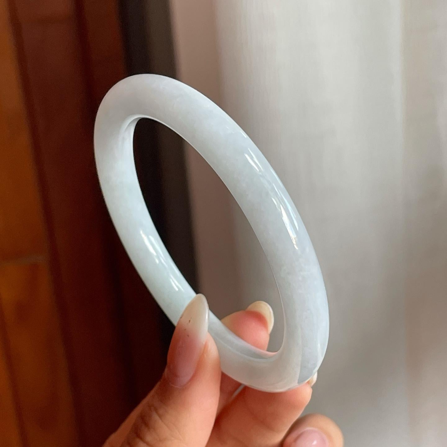 糯冰种无色翡翠圆条手镯（55mm）（yc220243）