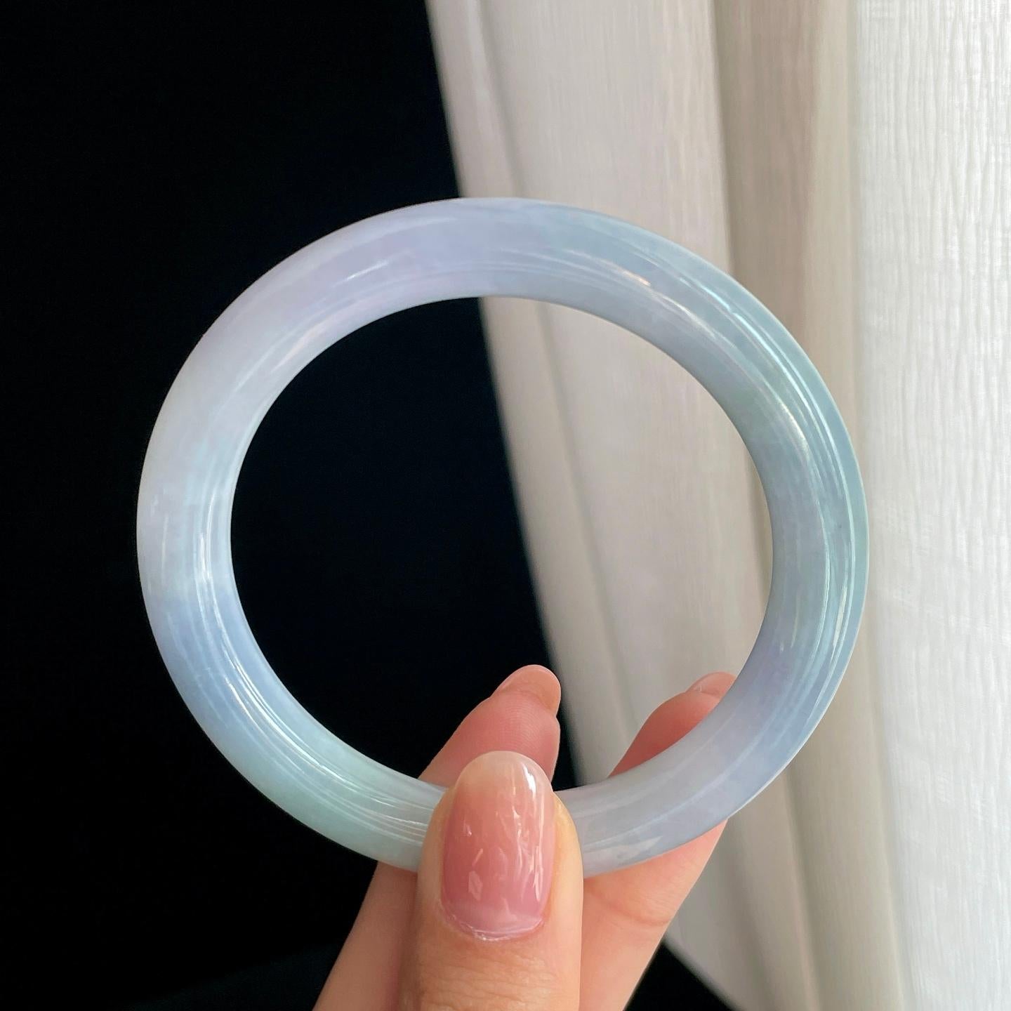 糯冰淡春底翡翠圆条手镯（54.8mm)（yc329491）