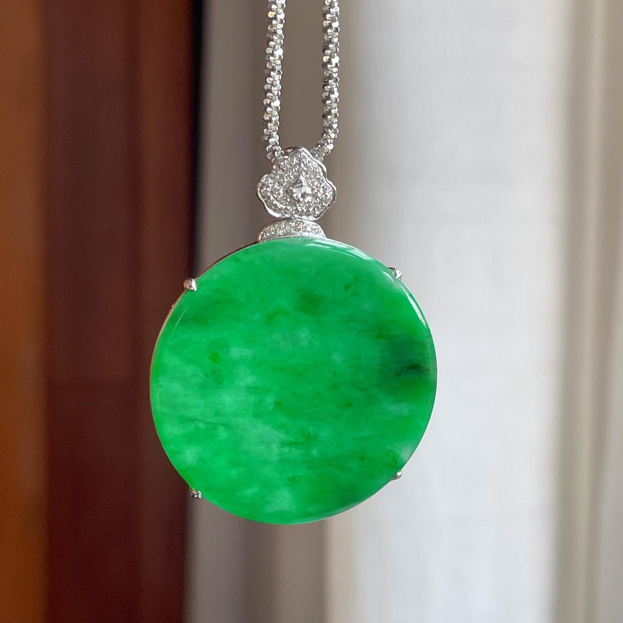 18k金镶糯冰满绿翡翠无事牌（yc423167）