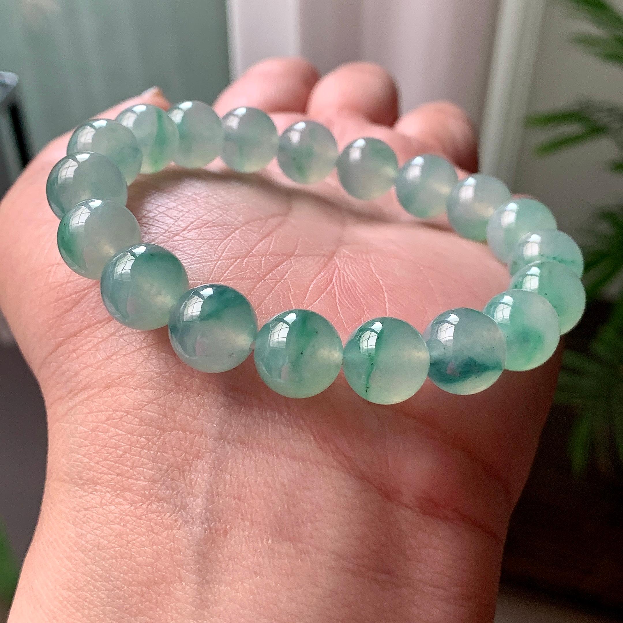 糯冰种晴底飘蓝花手串 天然缅甸A货翡翠（yc370014）