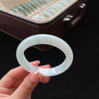 糯种白底飘花正圈翡翠手镯（57.7mm）（yc018716）