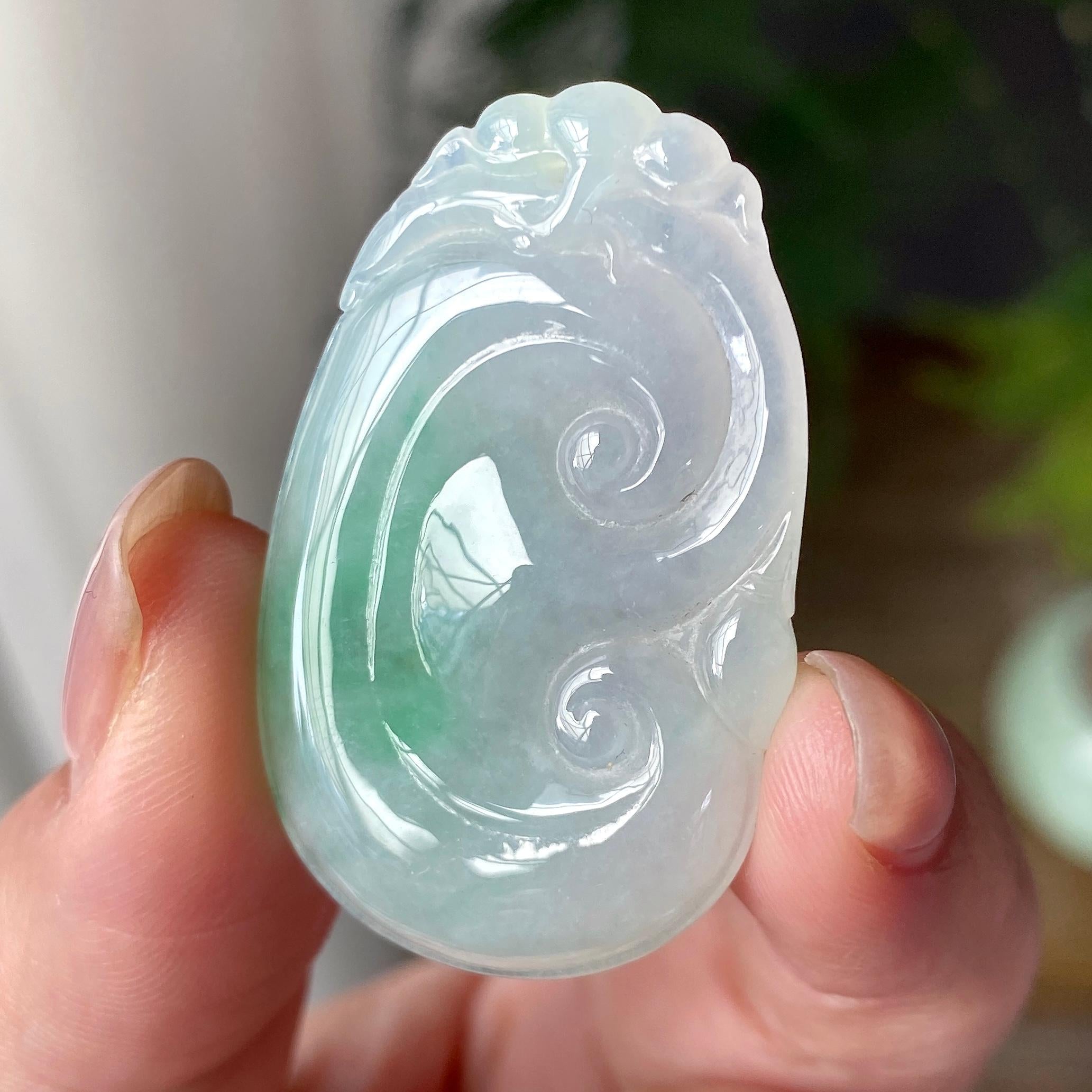细糯种飘绿花如意吊坠 天然缅甸A货翡翠（yc350012）