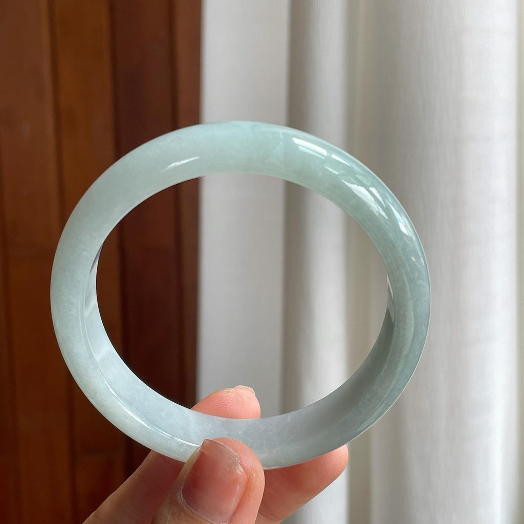 糯冰淡底色翡翠平安镯（58.6mm）（yc216053）