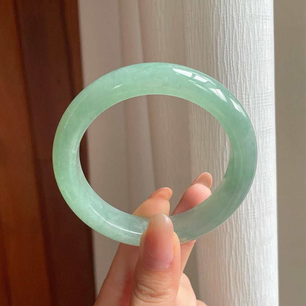 冰种果绿翡翠平安镯（57.5mm)（yc354330）