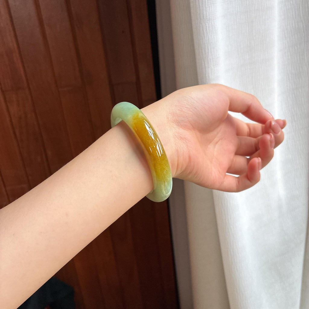 糯冰晴底飘黄翡翠平安镯（58mm)（yc424257）