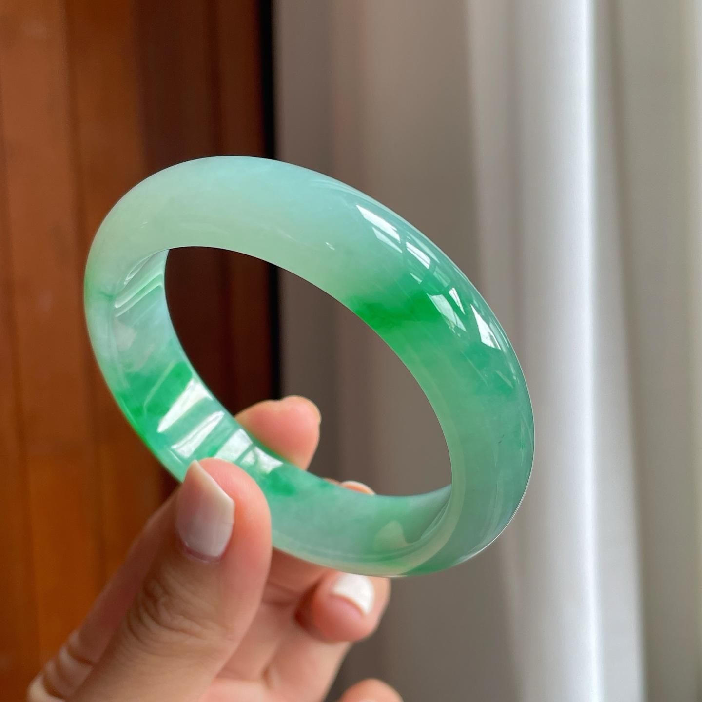 冰种带色翡翠平安镯（56mm）（yc249169）