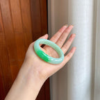 糯冰带翠色翡翠平安镯（53.6mm)（yc373964）