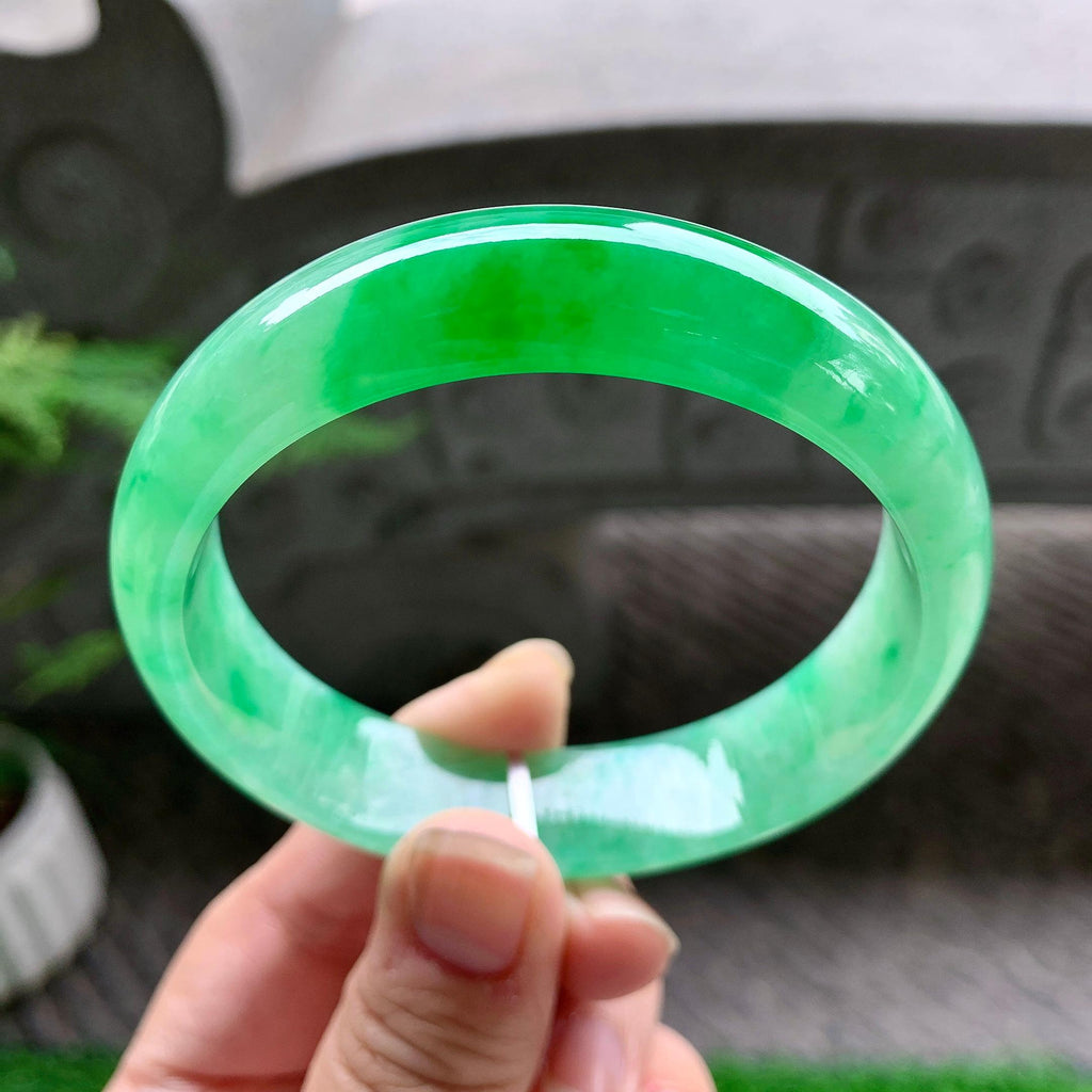 糯冰种飘阳绿宽版轮胎手镯（60.6mm）（yc254104）