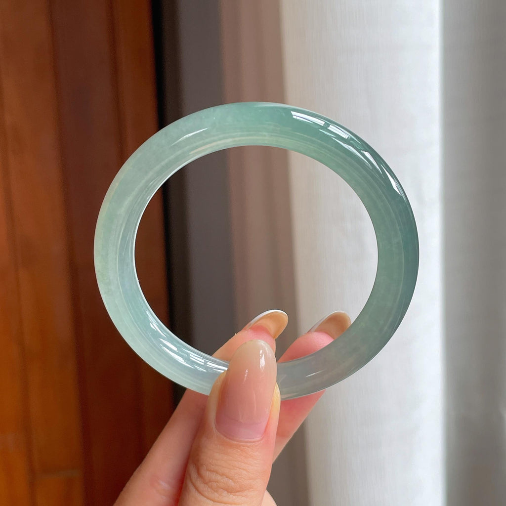 冰种湖水绿翡翠圆条手镯（52.3mm)（yc414701）