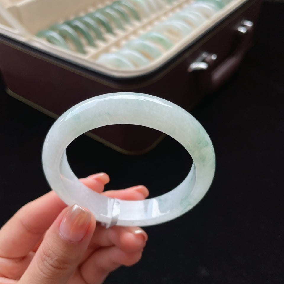 细糯种飘花正圈翡翠手镯（55mm）（yc018713）