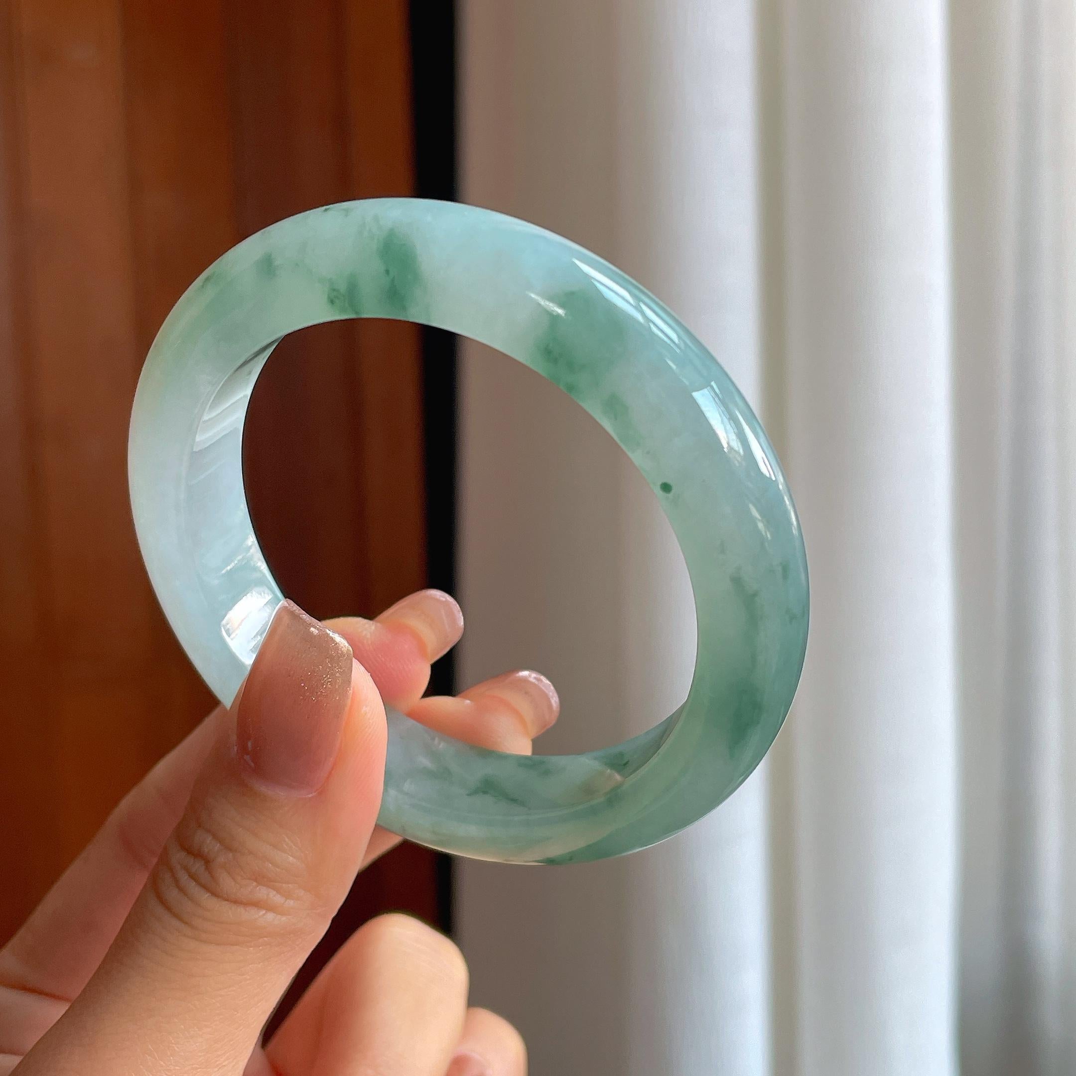 糯冰飘花翡翠平安镯（56.2mm）（yc365719）