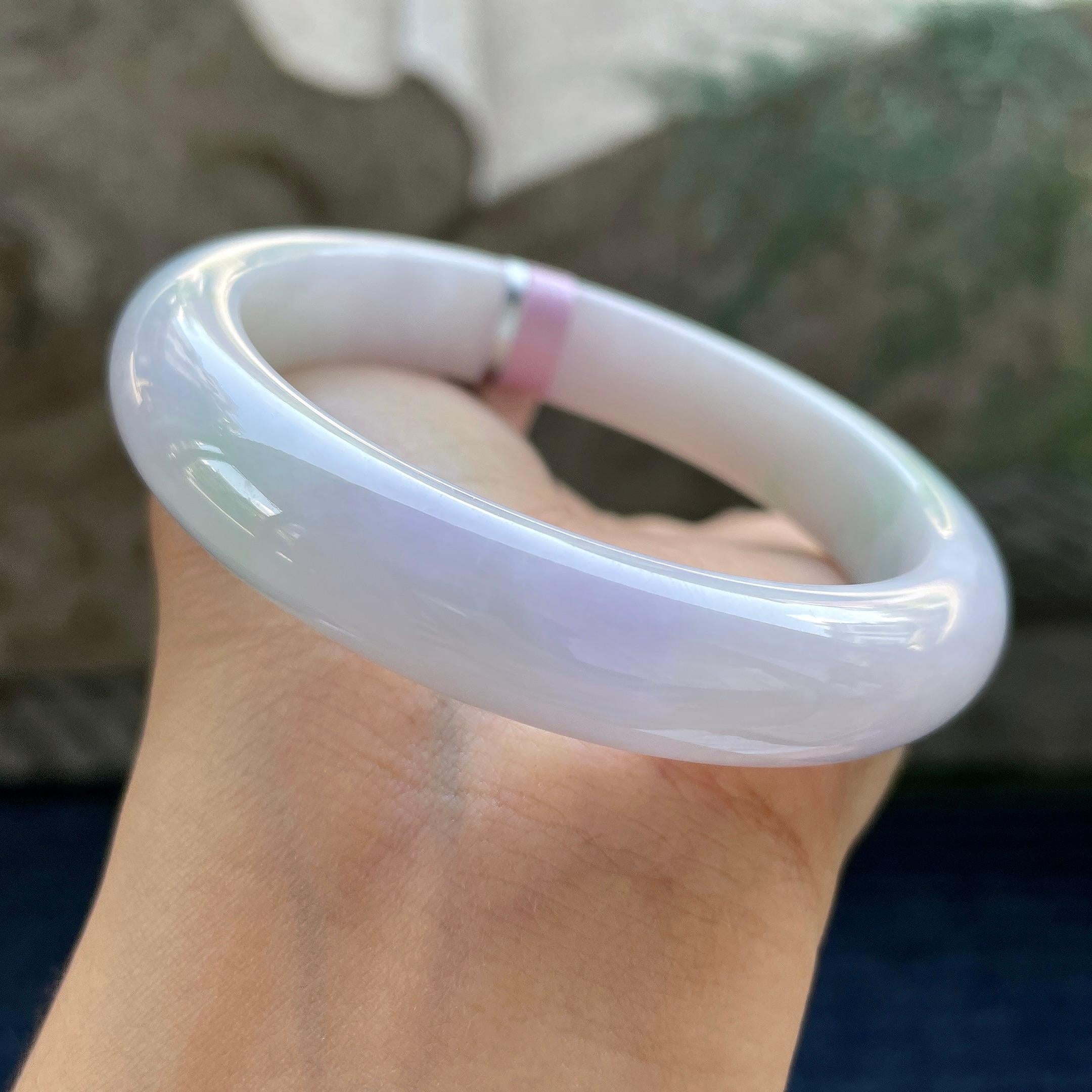 大圈口     糯种飘绿正圈平安镯60圈      天然缅甸A货翡翠（yc425997）