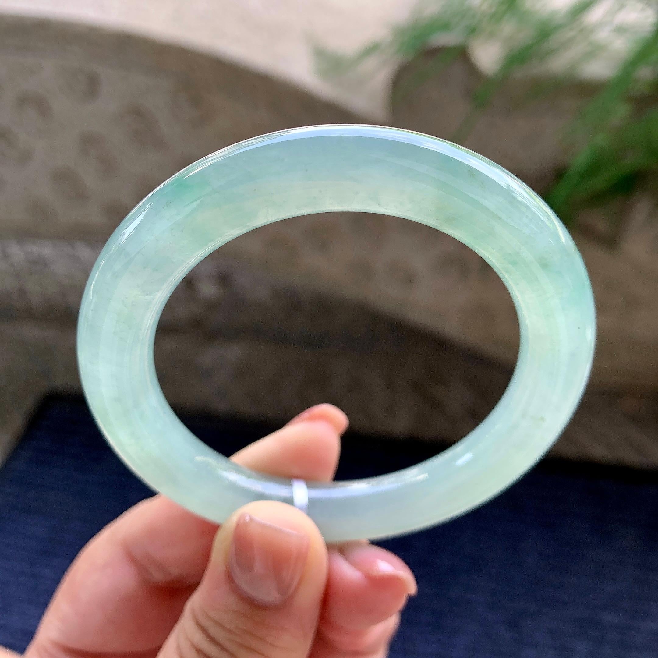 小圈口 糯冰种晴水圆条手镯 53圈口 天然缅甸A货翡翠（yc480527）