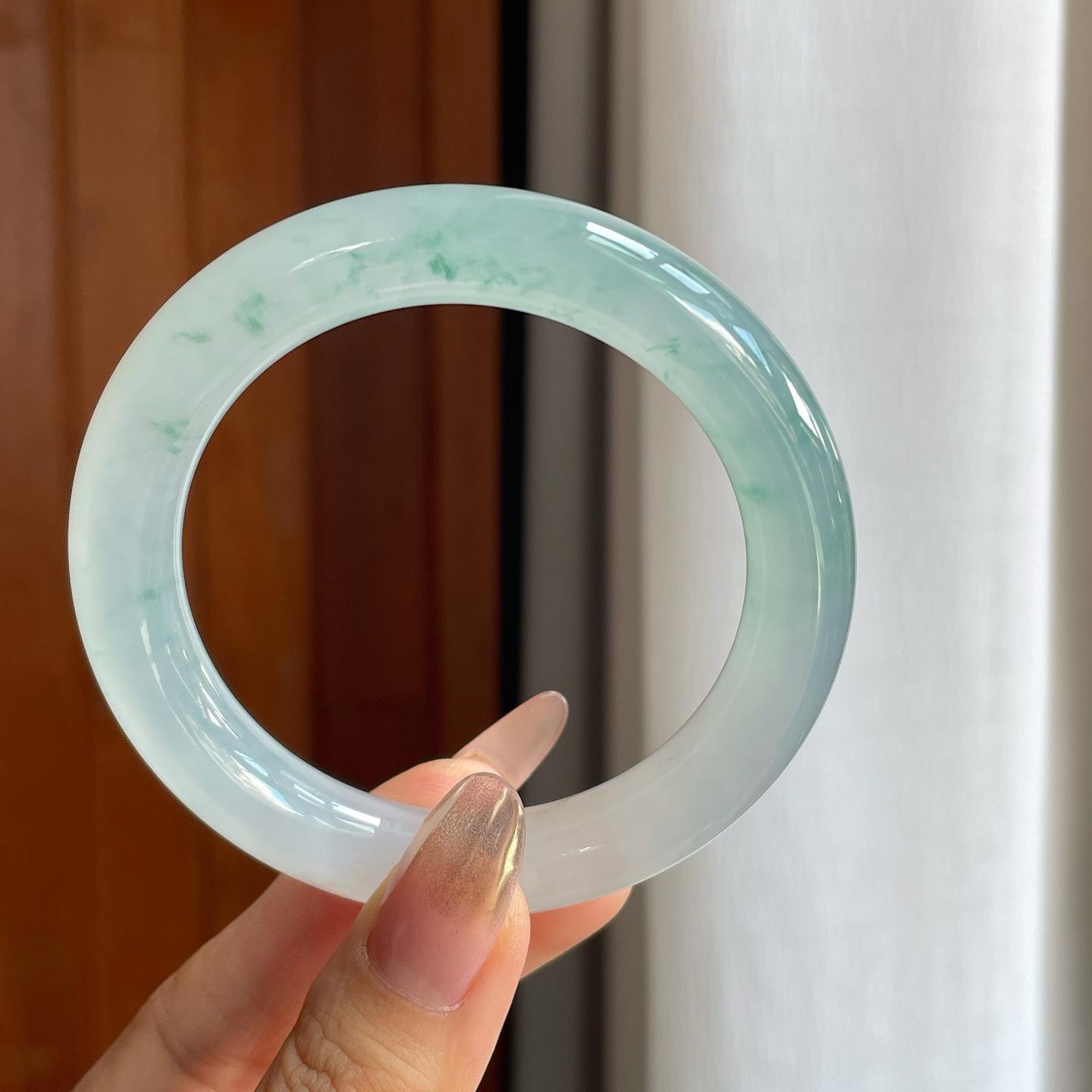 冰种飘花翡翠圆条手镯（56.5mm）（yc229795）