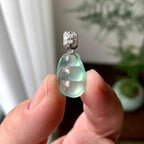 18K金钻镶冰种淡晴底福豆吊坠（yc257222）