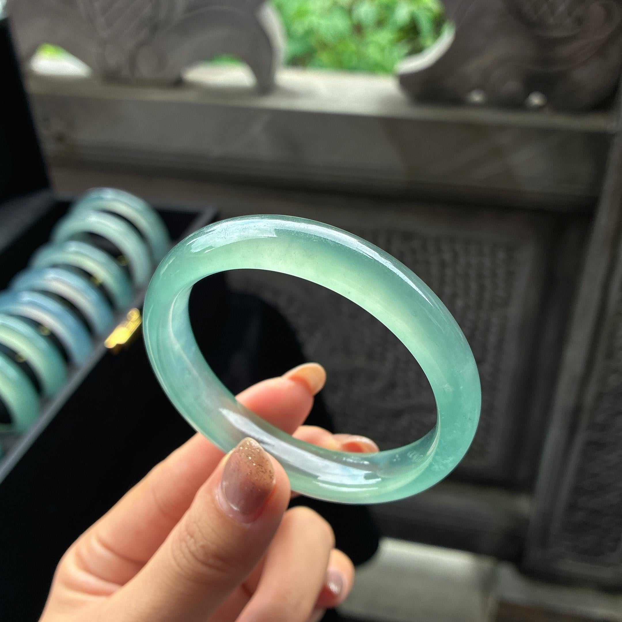 冰玻种起光湖水绿正圈平安镯 55圈 天然缅甸A货翡翠（yc454108）