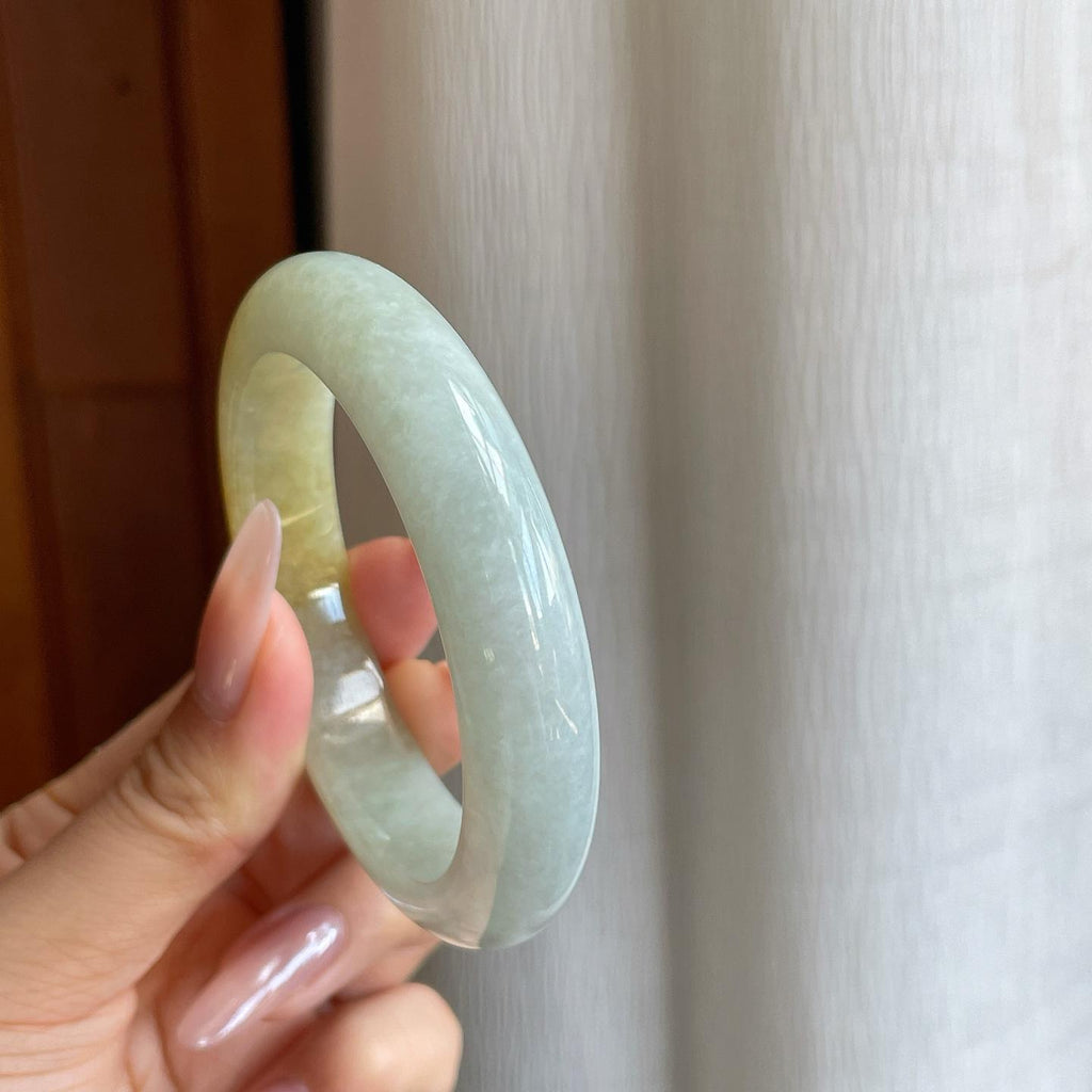 糯冰带黄翡翡翠平安镯（55mm）（yc278196）