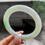 细糯种晴底飘绿花圆条手镯55圈           天然缅甸A货翡翠（yc407874）
