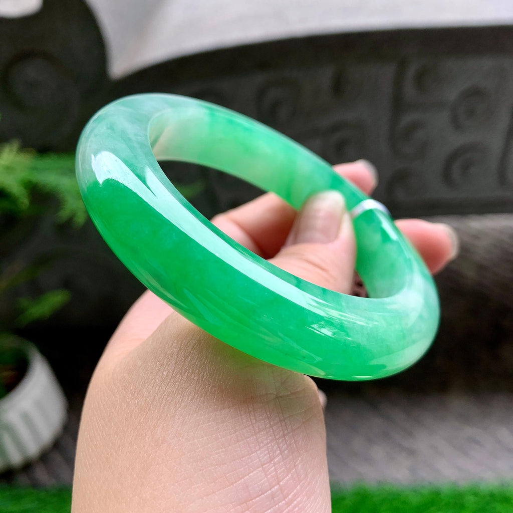 糯冰种阳绿平安镯（59mm）（yc254105）