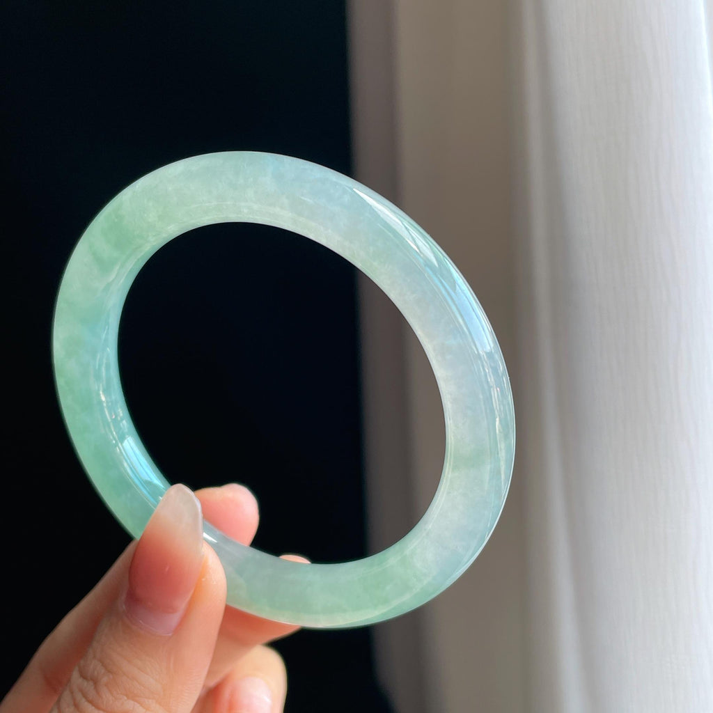 冰种蓝晴底翡翠圆条手镯（56mm）（yc329667）