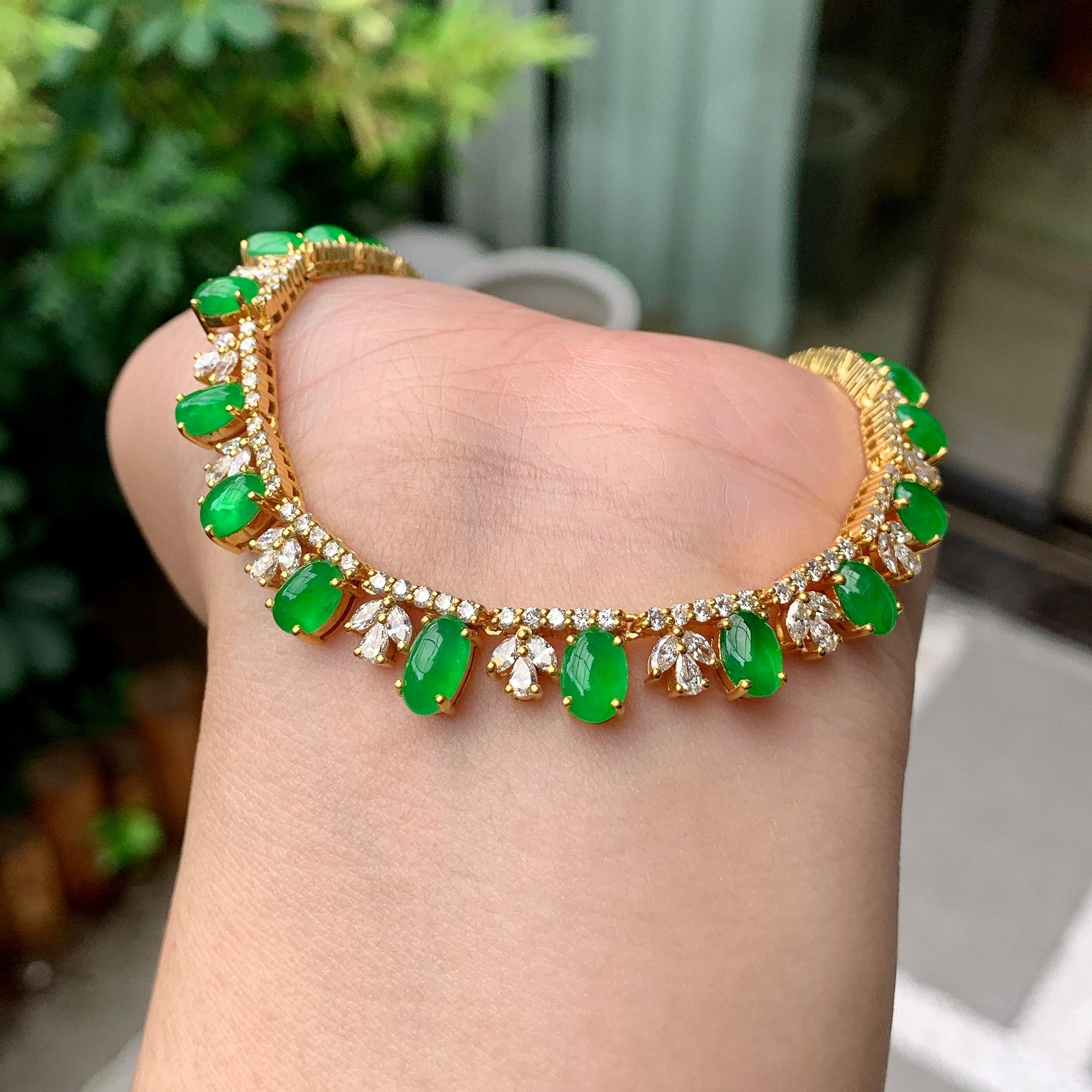 18K金钻镶糯冰种满绿蛋面套链（yc261128）