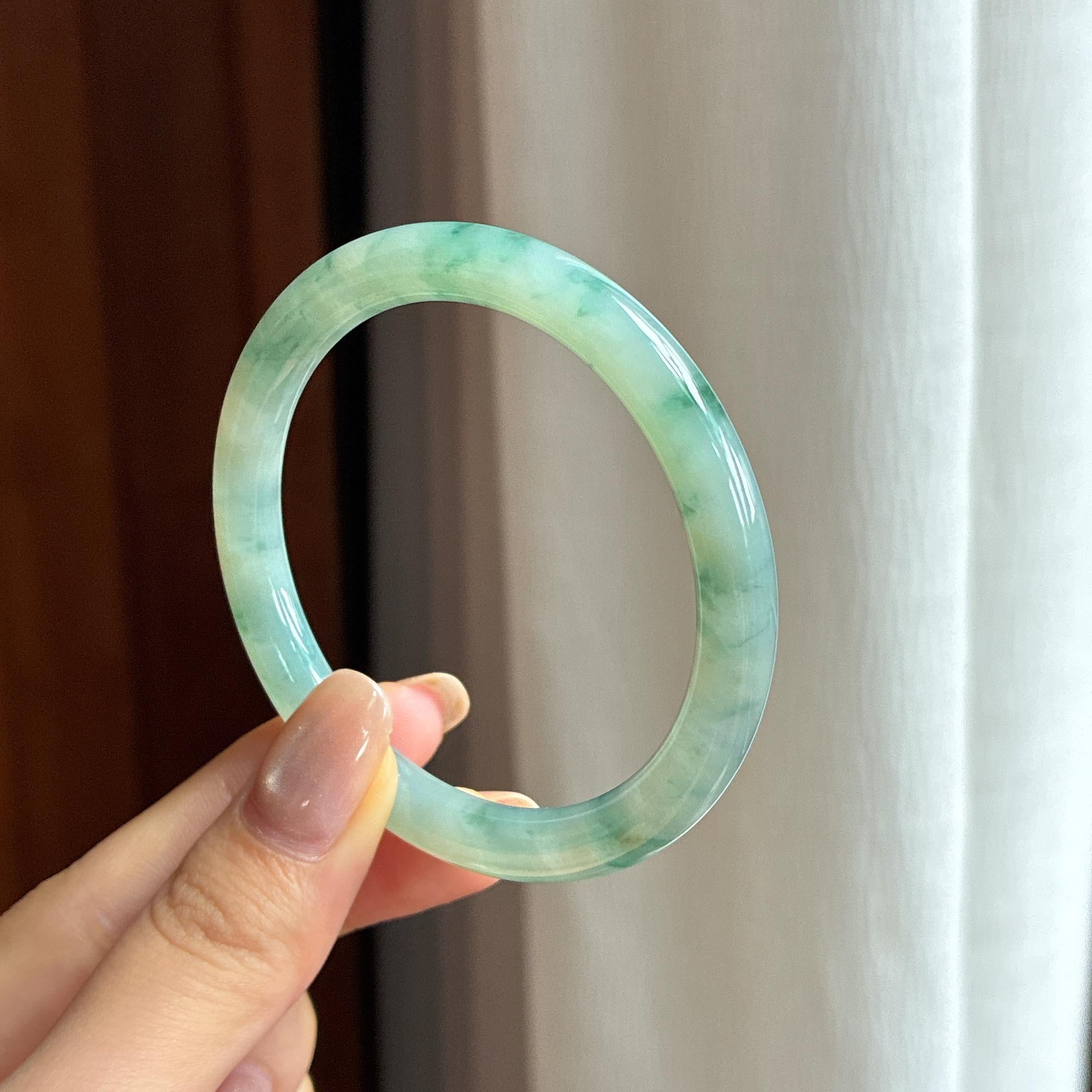 糯冰飘花翡翠圆条手镯 51圈（yc435332）