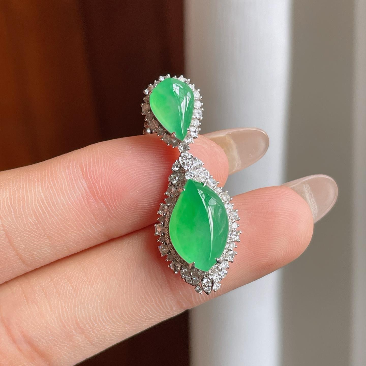 18k金镶镶冰种满绿翡翠吊坠（yc246181）