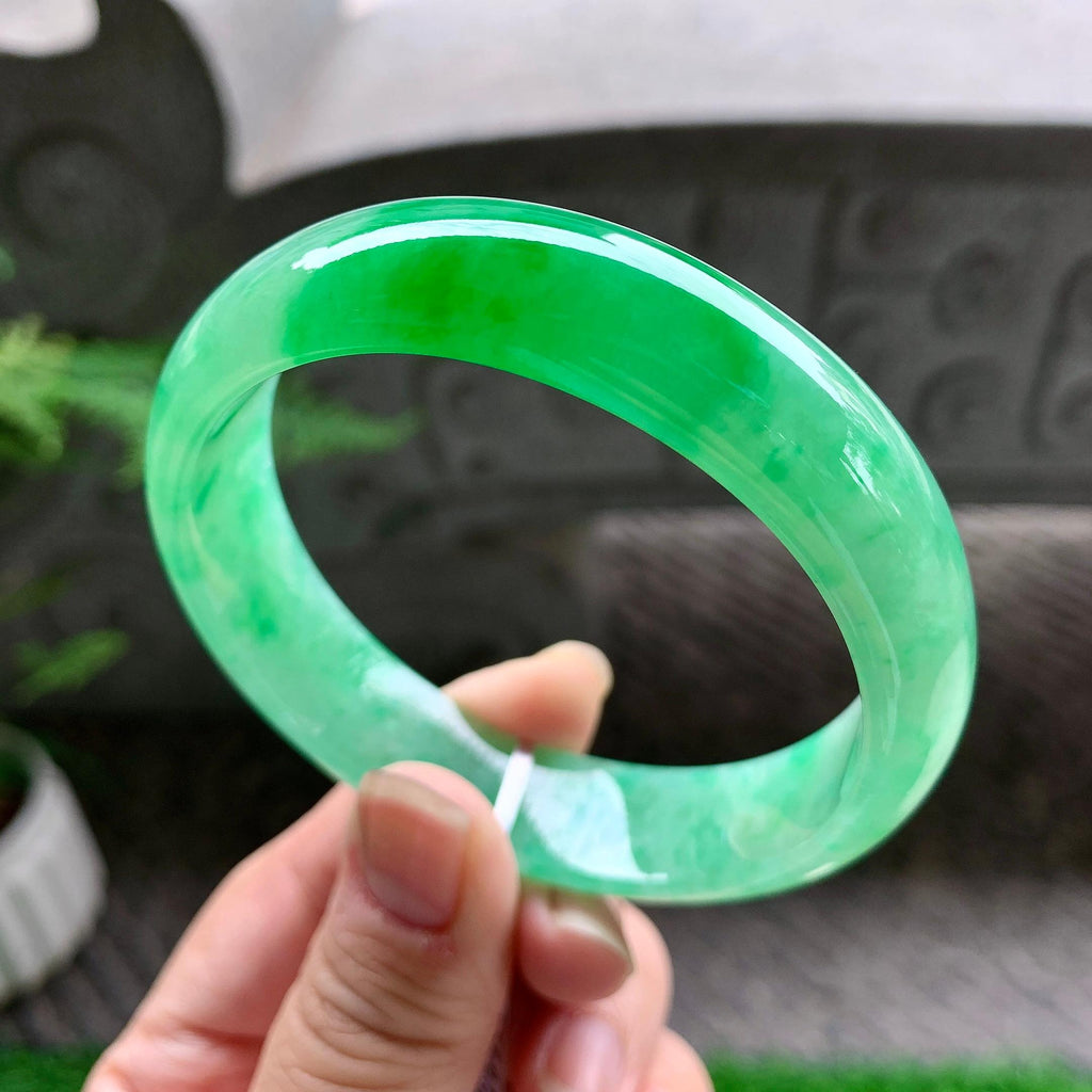 糯冰种飘阳绿宽版轮胎手镯（60.6mm）（yc254104）