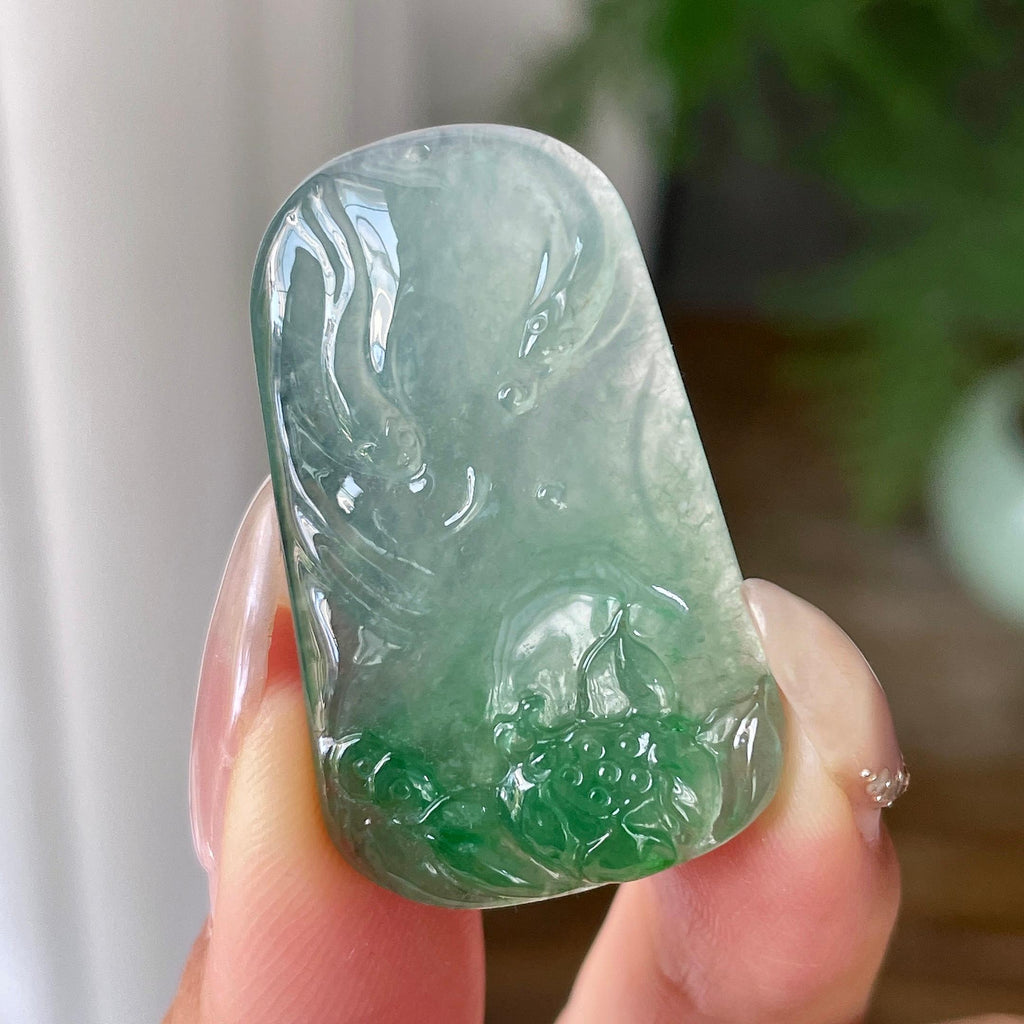冰种飘绿花年年有余牌子吊坠    天然缅甸A货翡翠（yc355315）