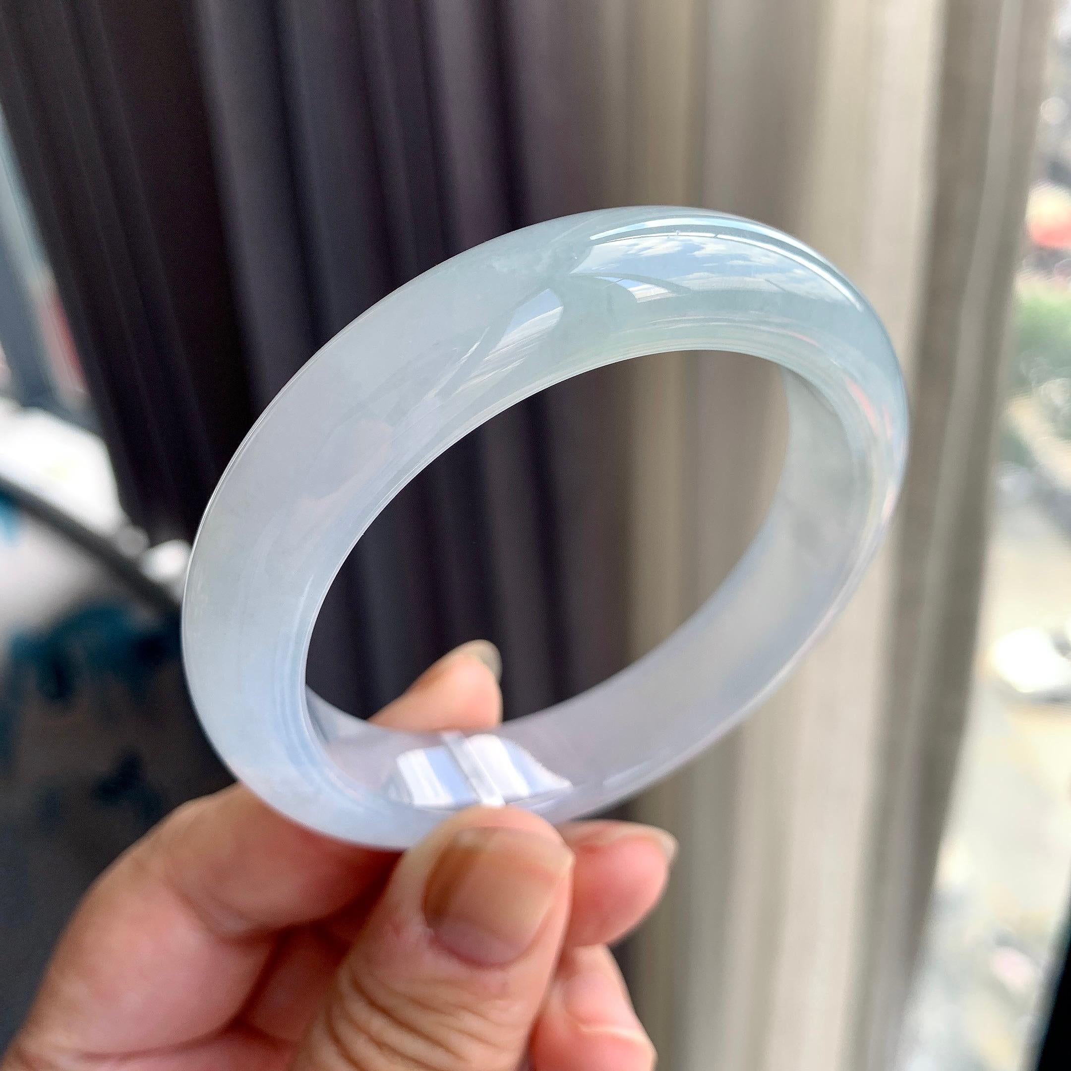 糯冰种淡晴底平安镯（55.2mm）（yc225081）