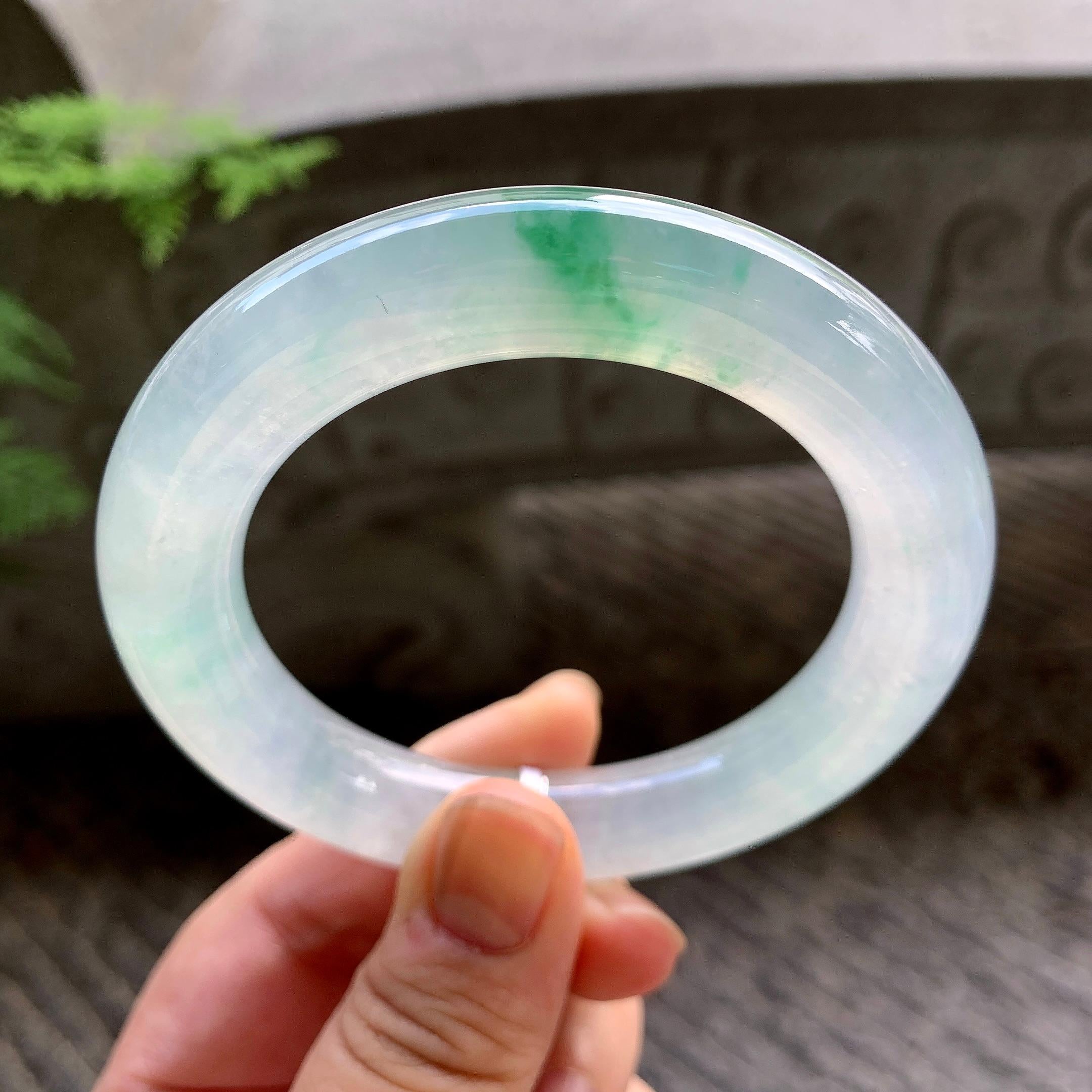 糯冰种飘花圆条手镯（55.8mm）（yc202345）