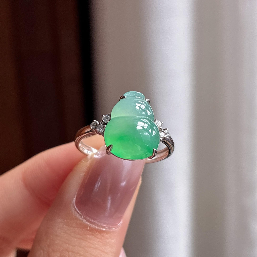 18k金镶冰种带色葫芦戒指 天然缅甸A货翡翠（yc530518）