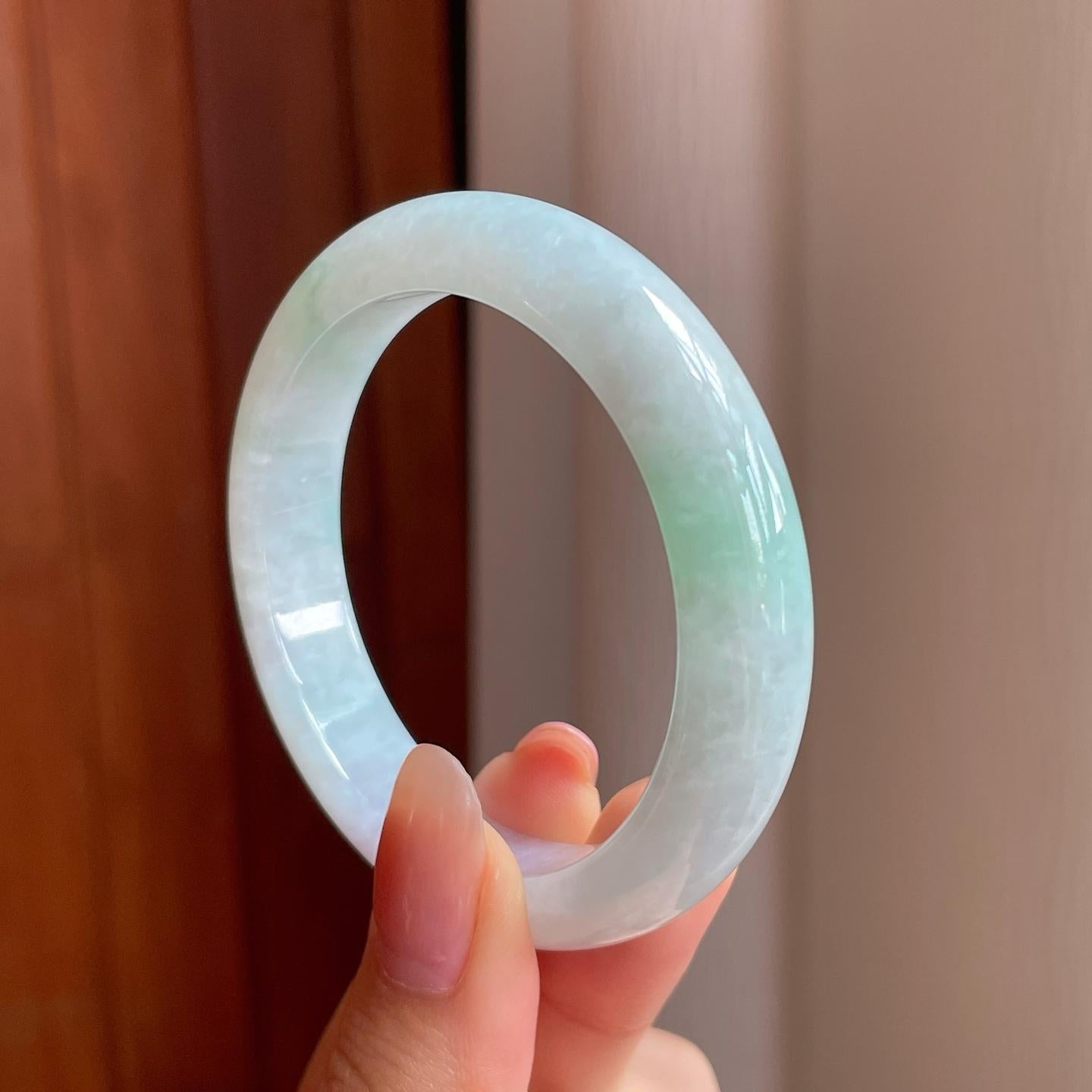 糯冰带色翡翠平安镯（50.5mm)（yc345411）