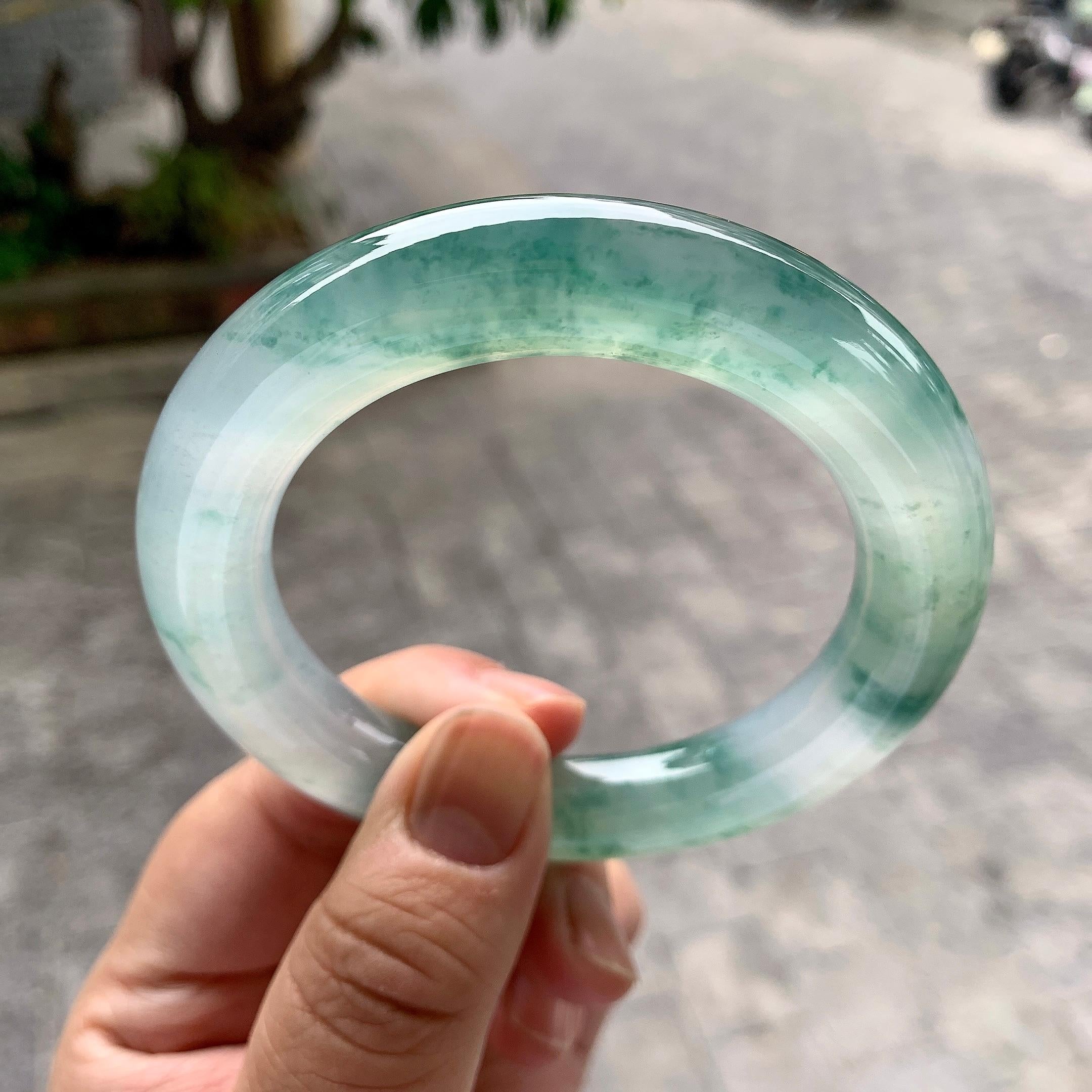 冰种飘花圆条手镯（55.8mm）（yc228026）