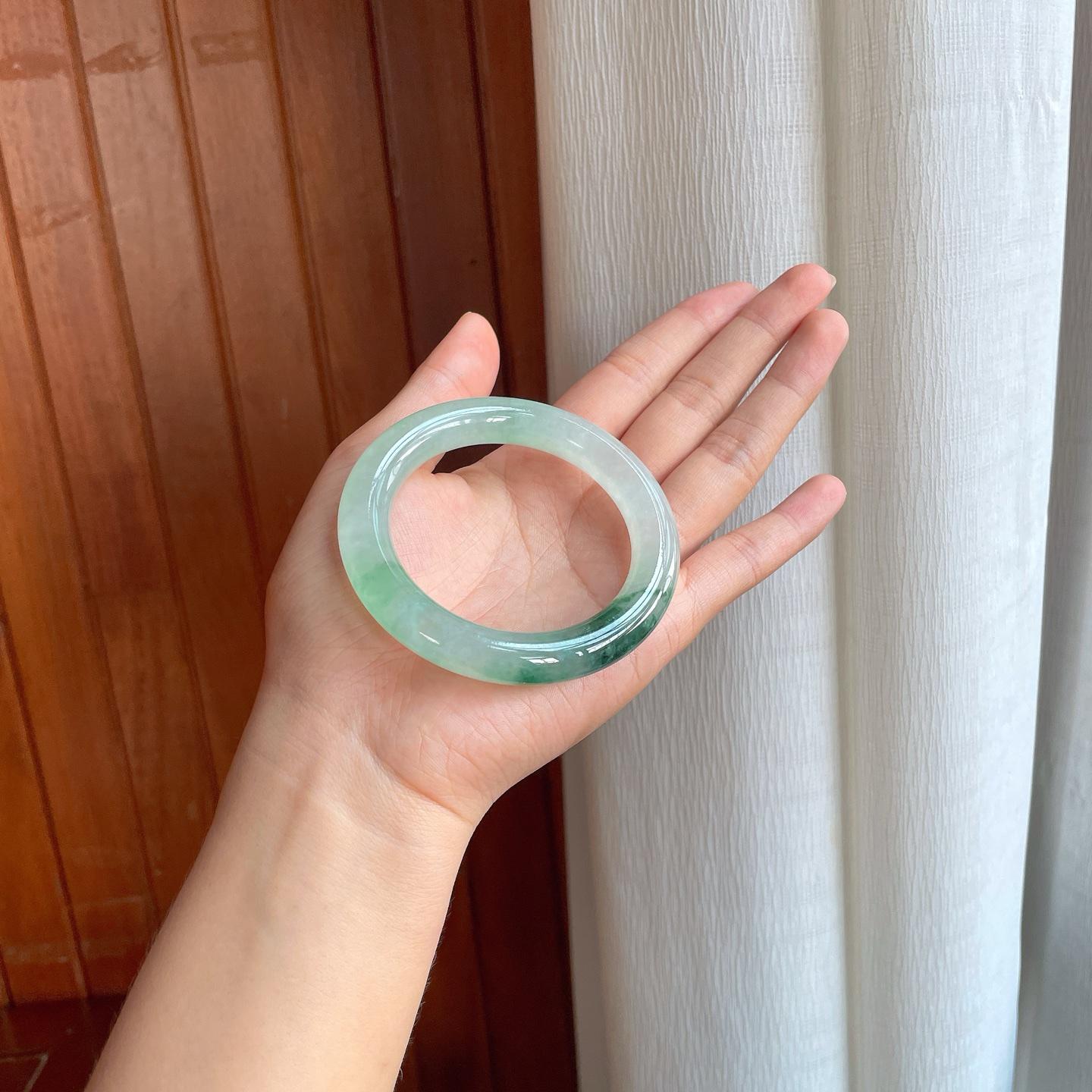 冰种飘花翡翠圆条手镯（55mm）（yc408445）