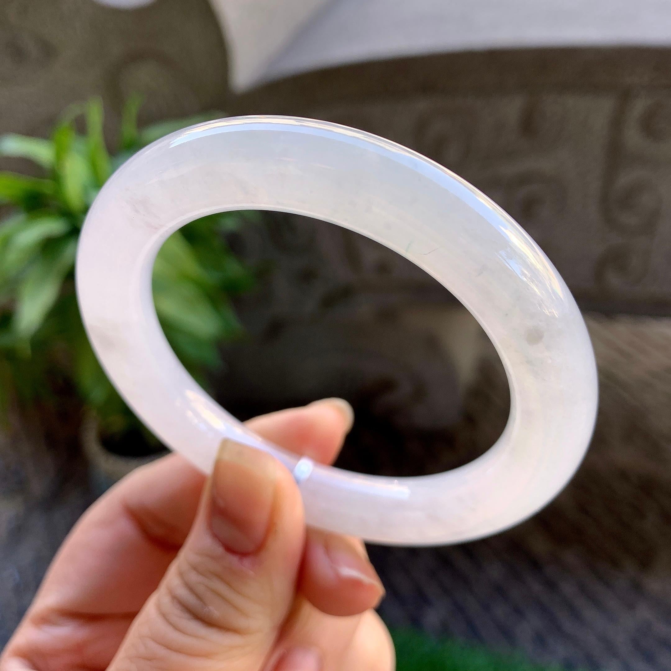糯冰种飘花圆条手镯（54.7mm)（yc307333）