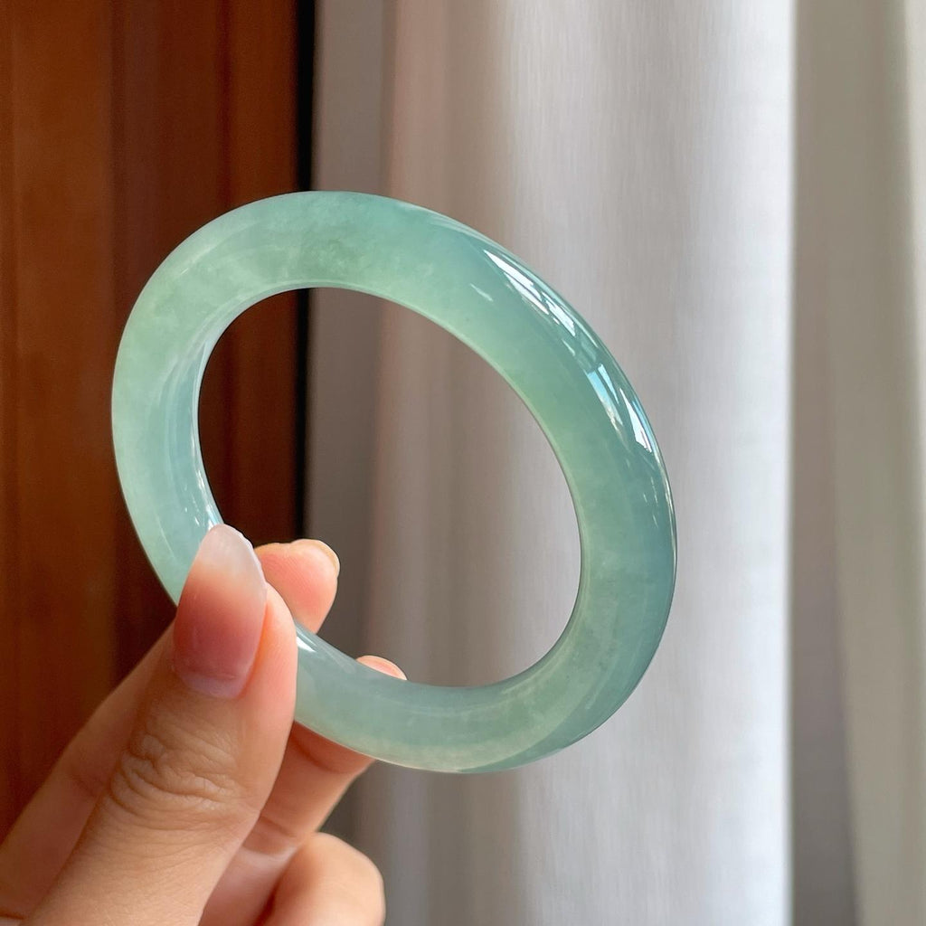 冰种湖水绿翡翠圆条手镯（54.5mm）（yc313025）