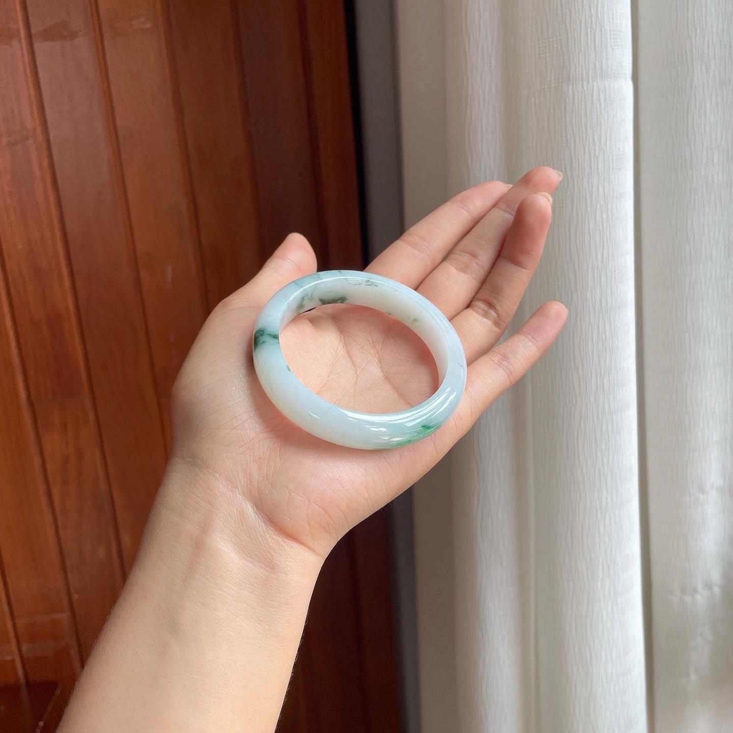 糯冰特色飘花翡翠平安镯（55mm）（yc407678）
