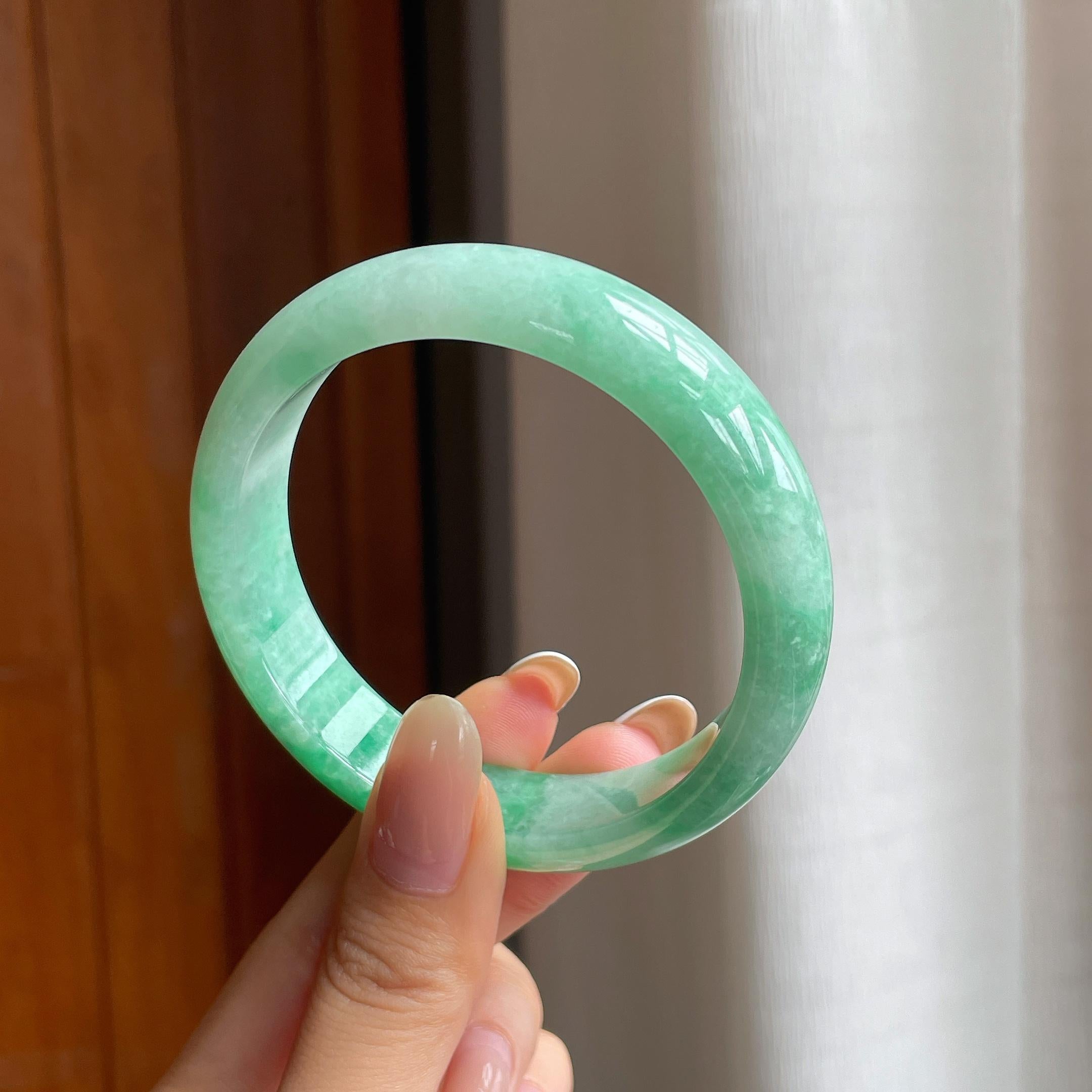 糯冰带色翡翠平安镯（57.7mm)（yc414469）