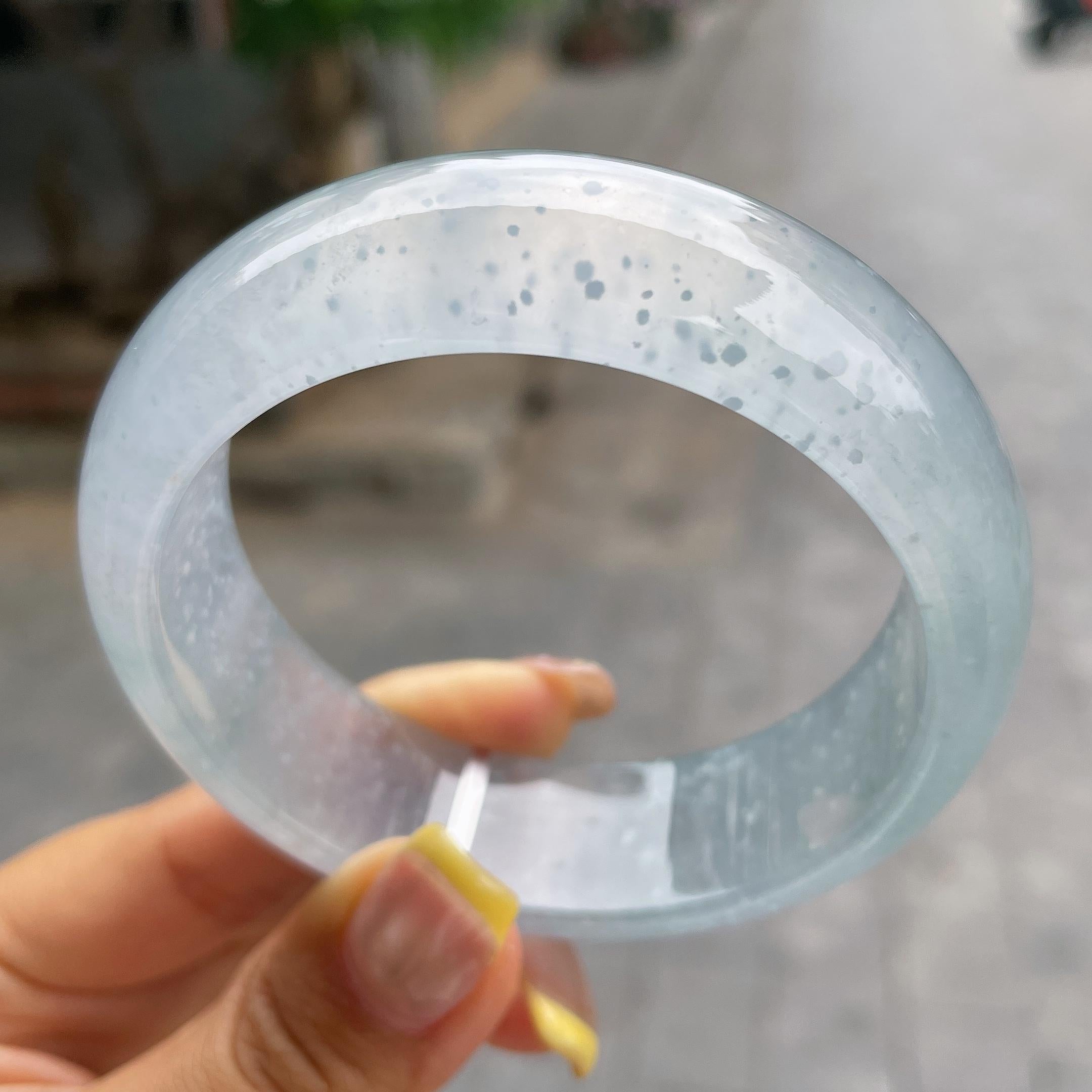 宽版轮胎镯    高冰种雪花棉宽版轮胎镯58.8圈      天然缅甸A货翡翠（yc378784）