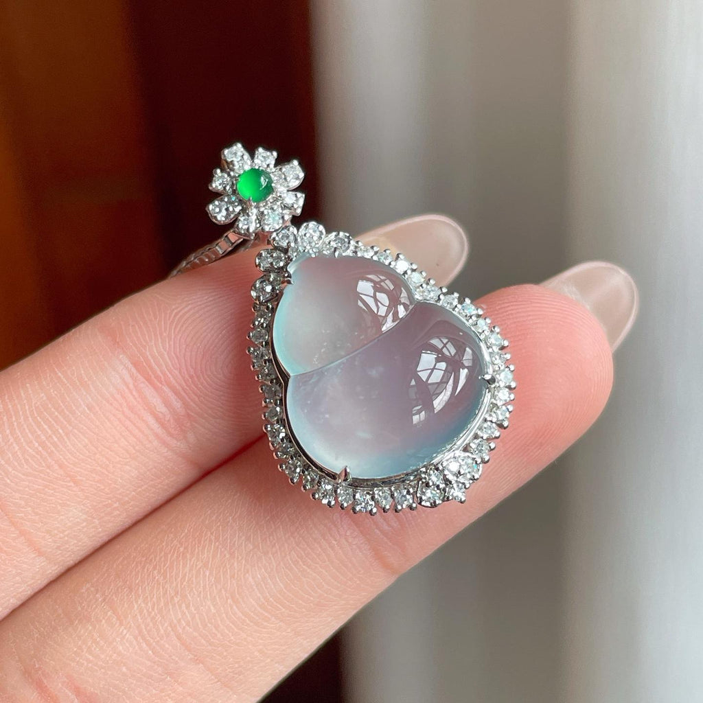 18k金镶冰种淡底色翡翠葫芦（yc239367）