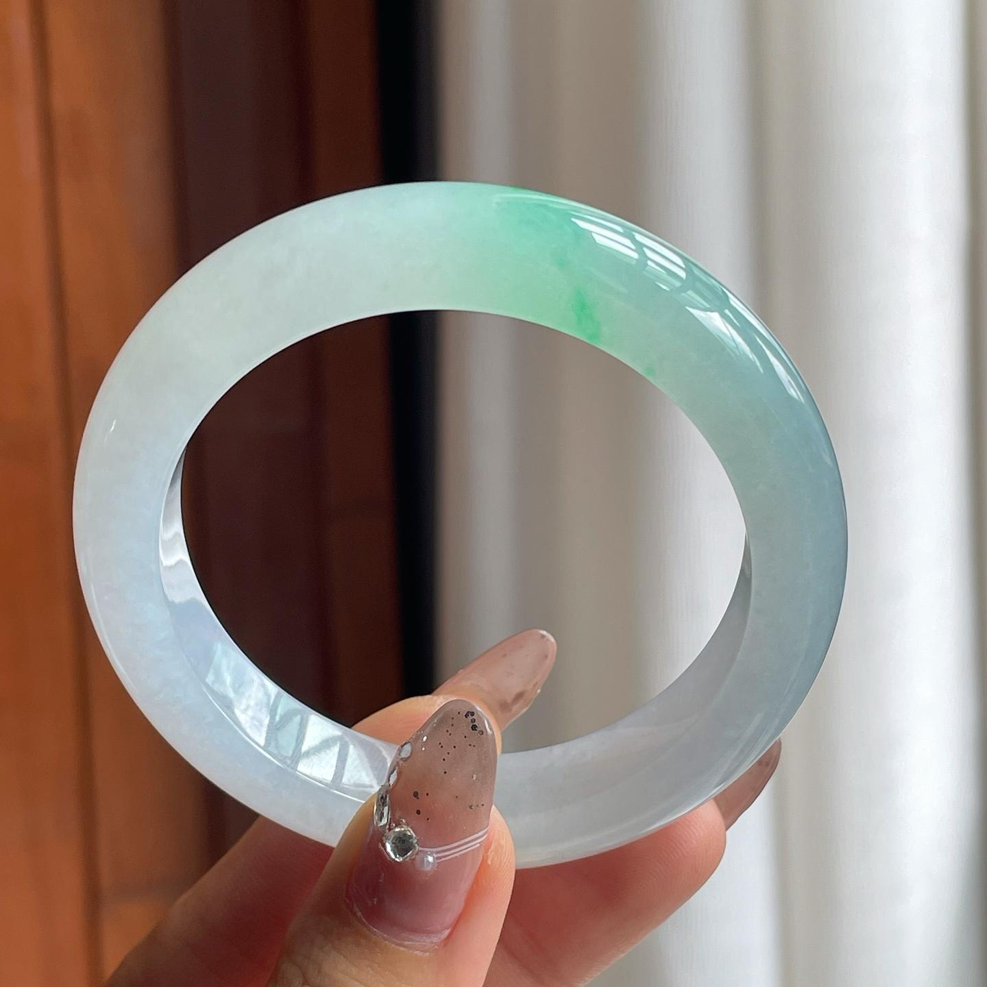 糯冰种带色翡翠平安镯（54mm）