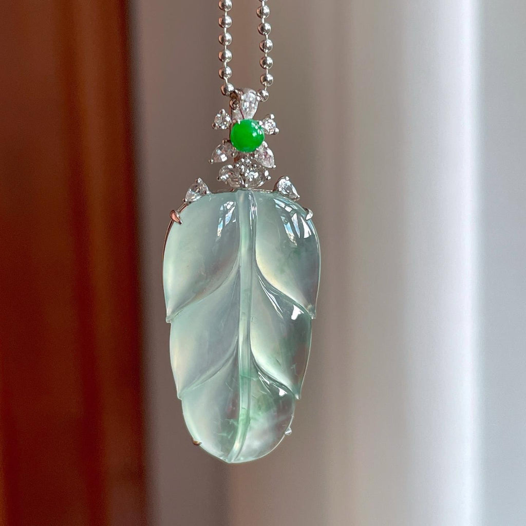 18k金镶冰种飘绿花翡翠叶子（yc257255）