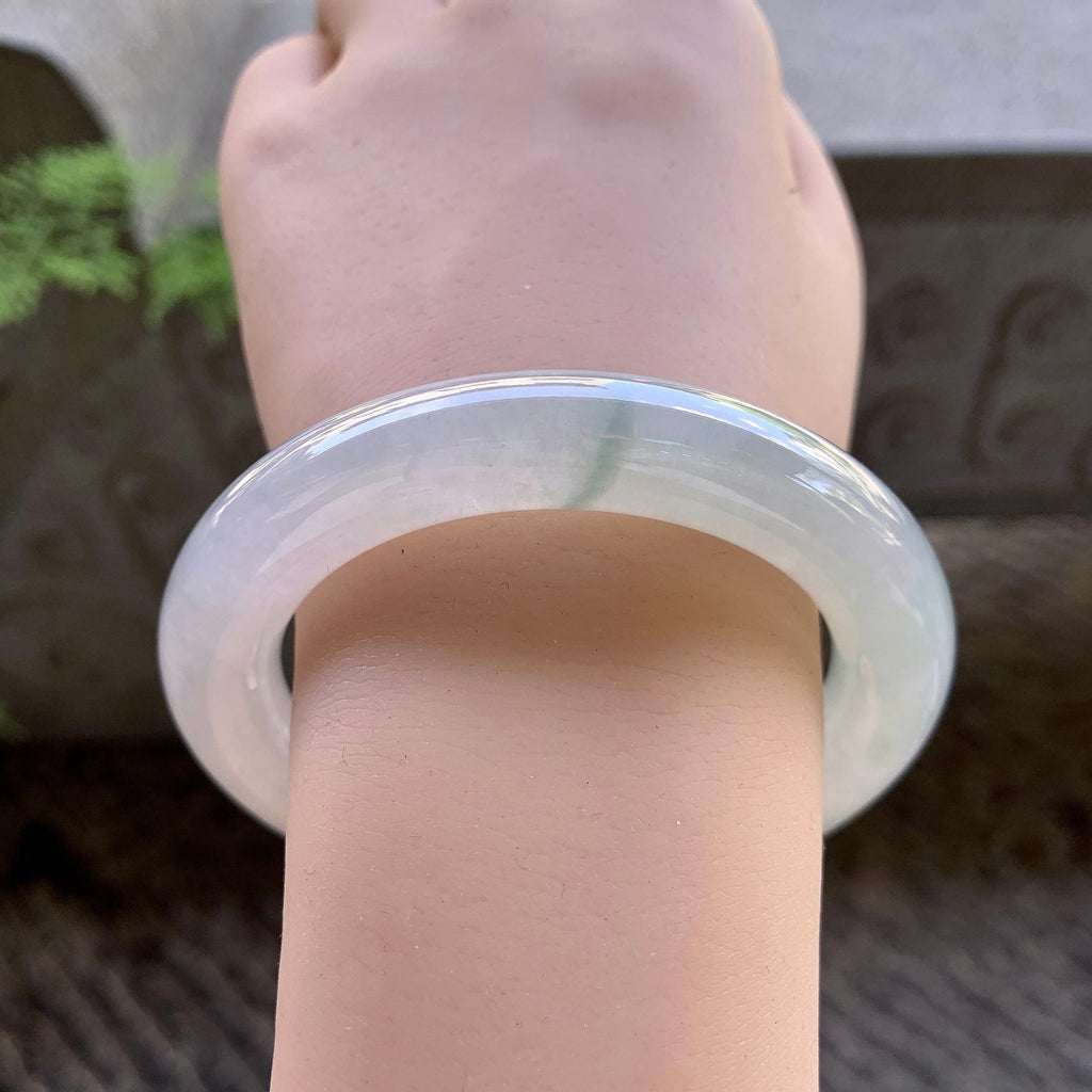 糯冰种飘花圆条手镯（56.7mm）（yc213132）