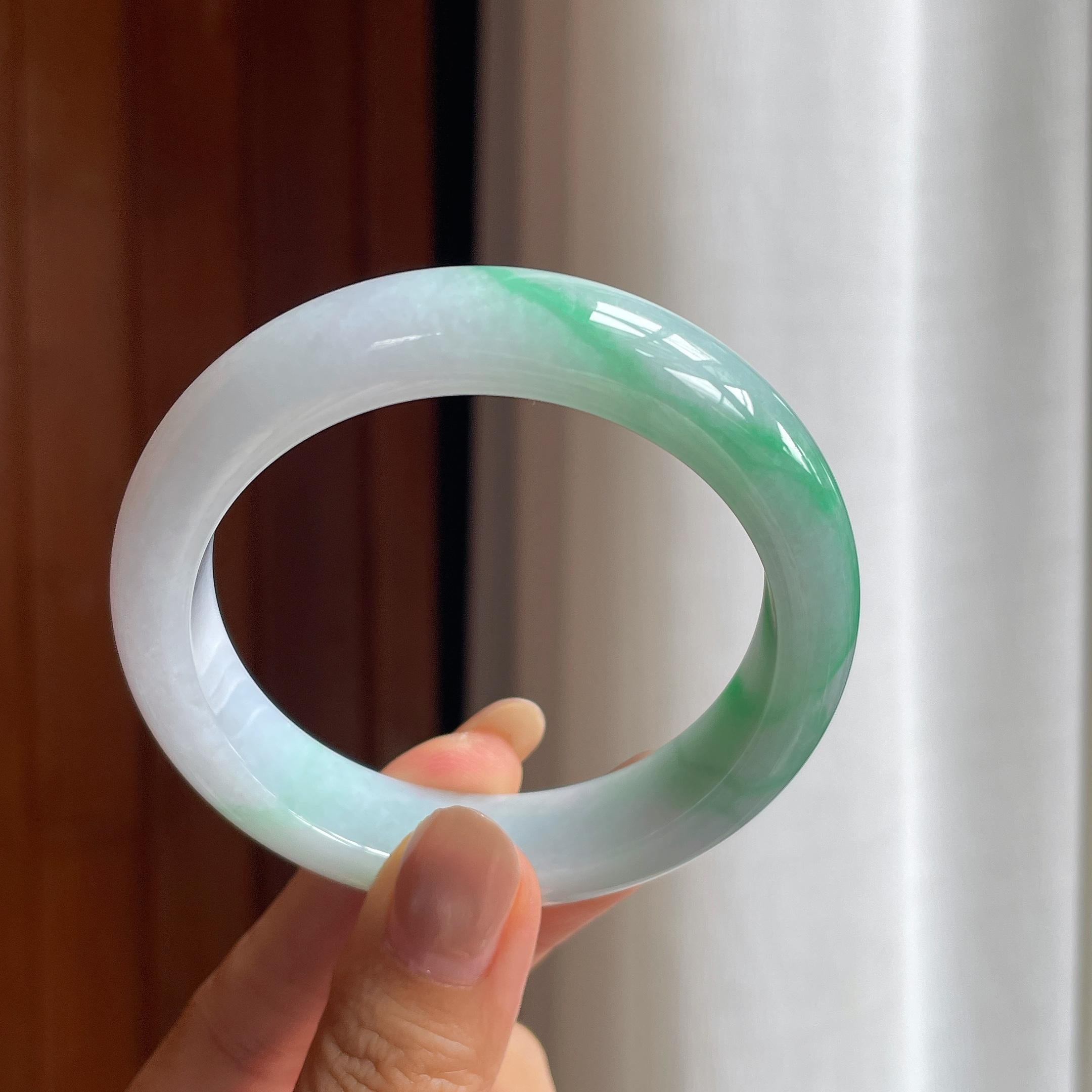 糯冰带色翡翠平安镯（56mm）（yc439890）